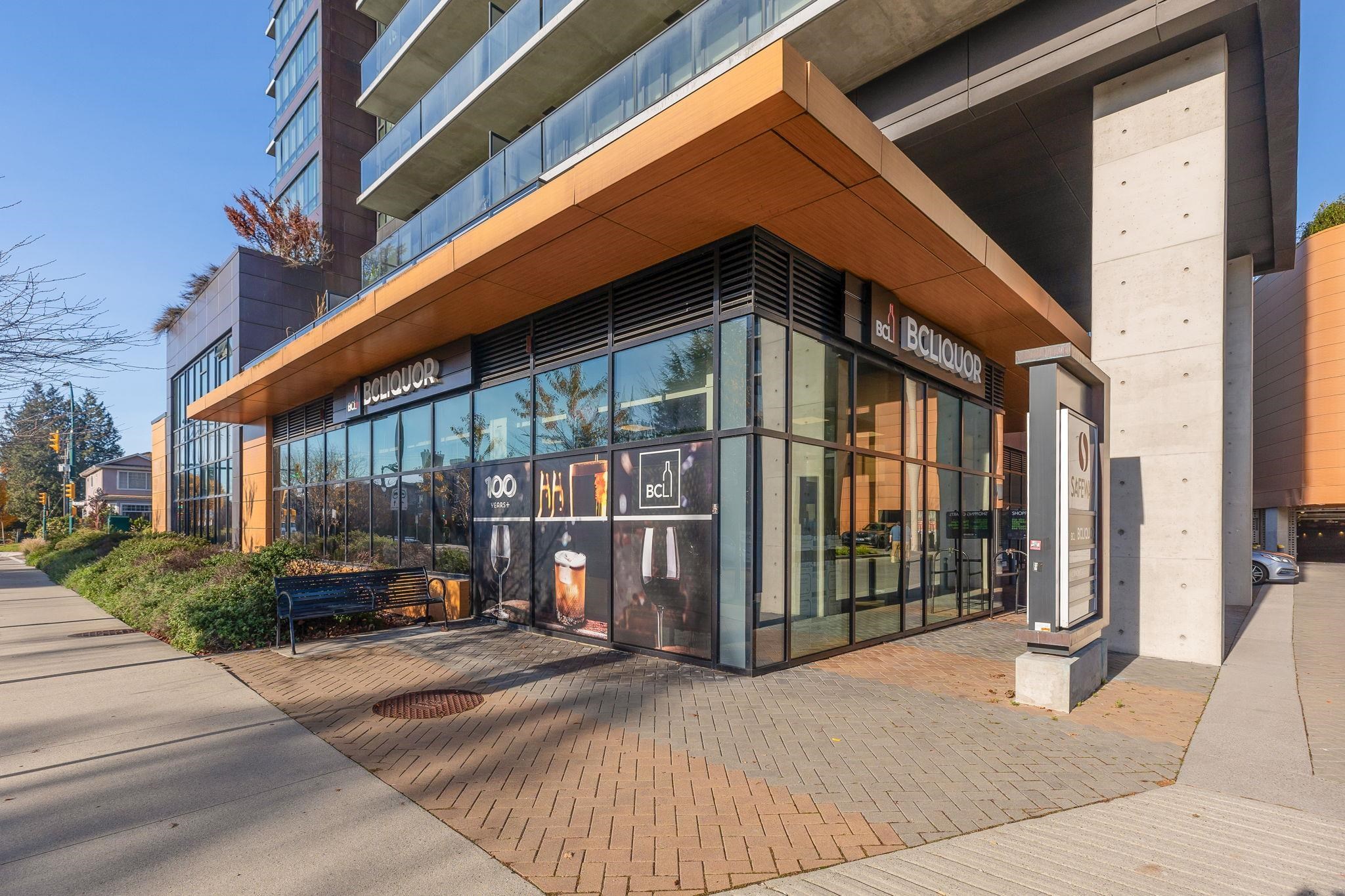 906 8588 CORNISH STREET, #906