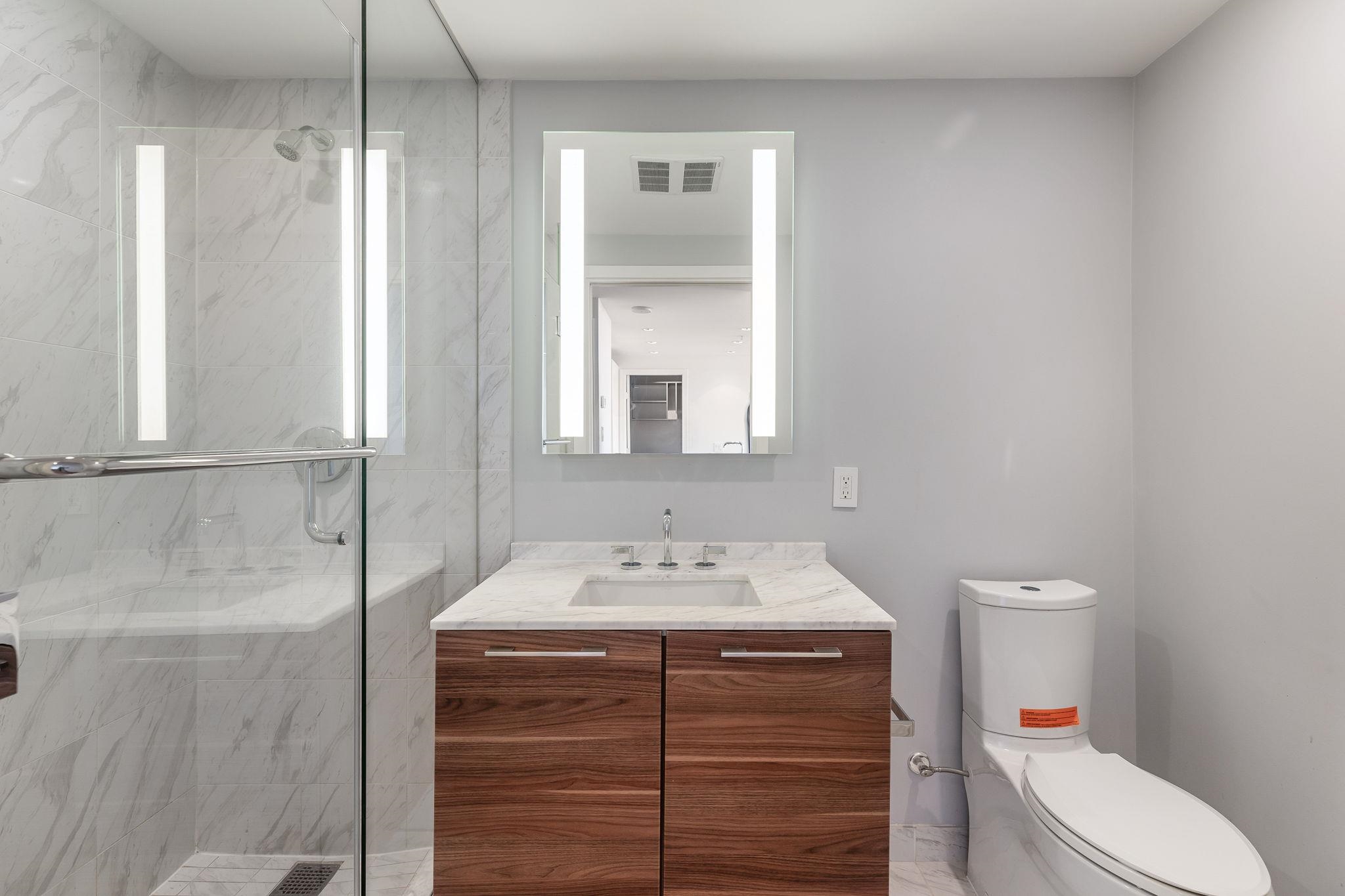 906 8588 CORNISH STREET, #906
