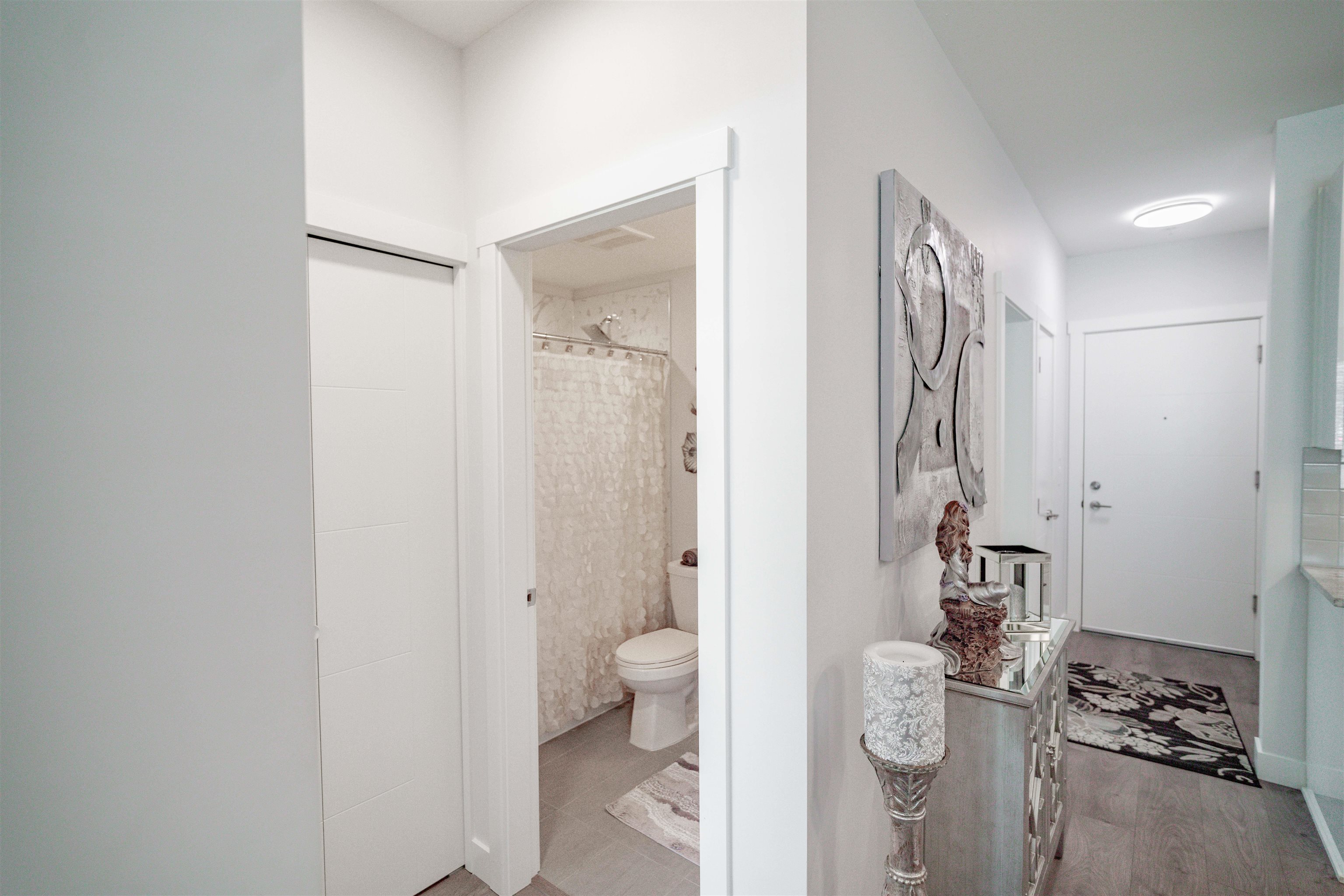 303 20696 EASTLEIGH CRESCENT, #303