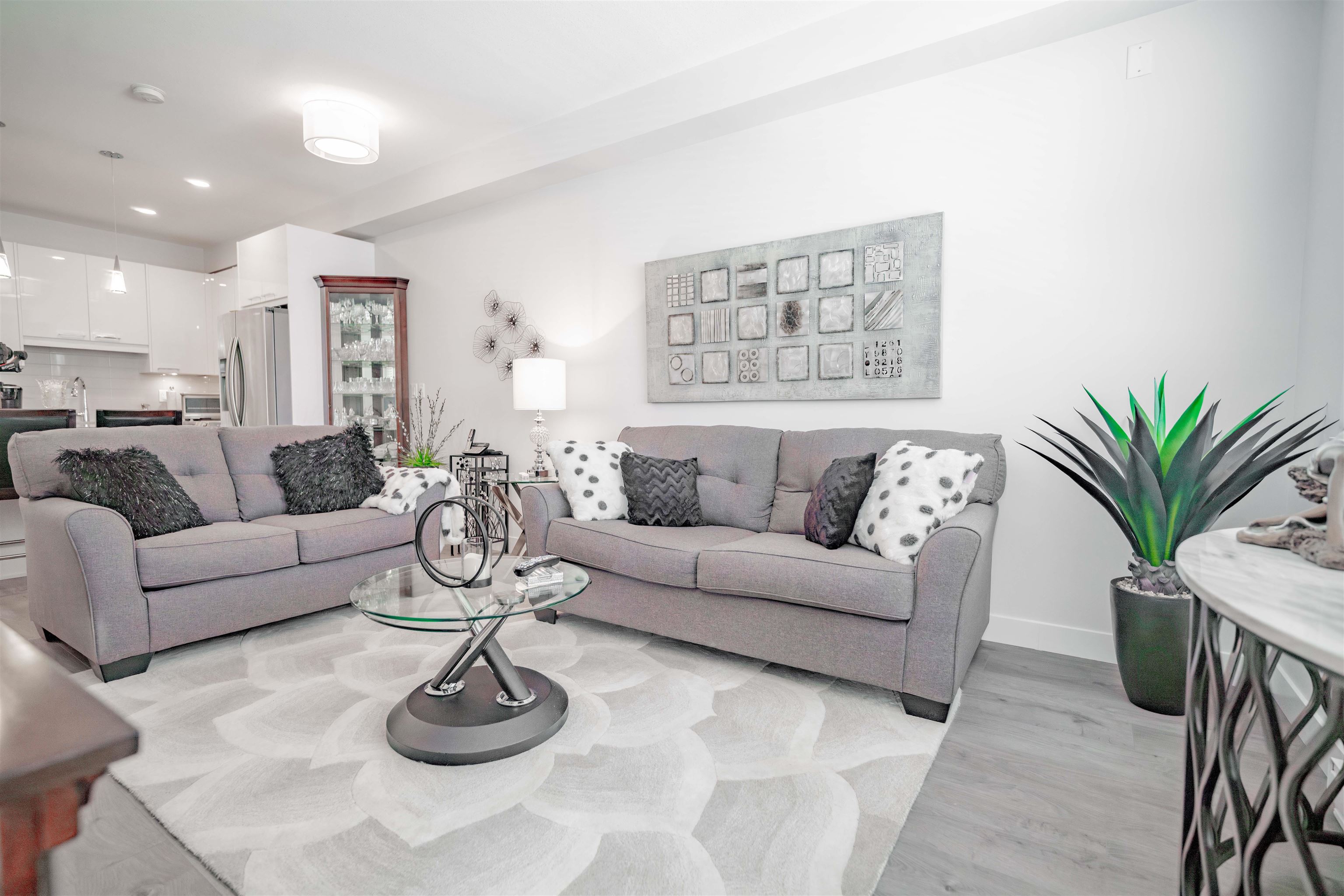 303 20696 EASTLEIGH CRESCENT, #303