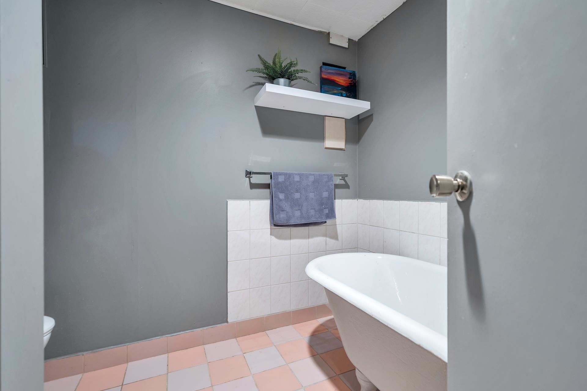 77 2905 NORMAN AVENUE, #77