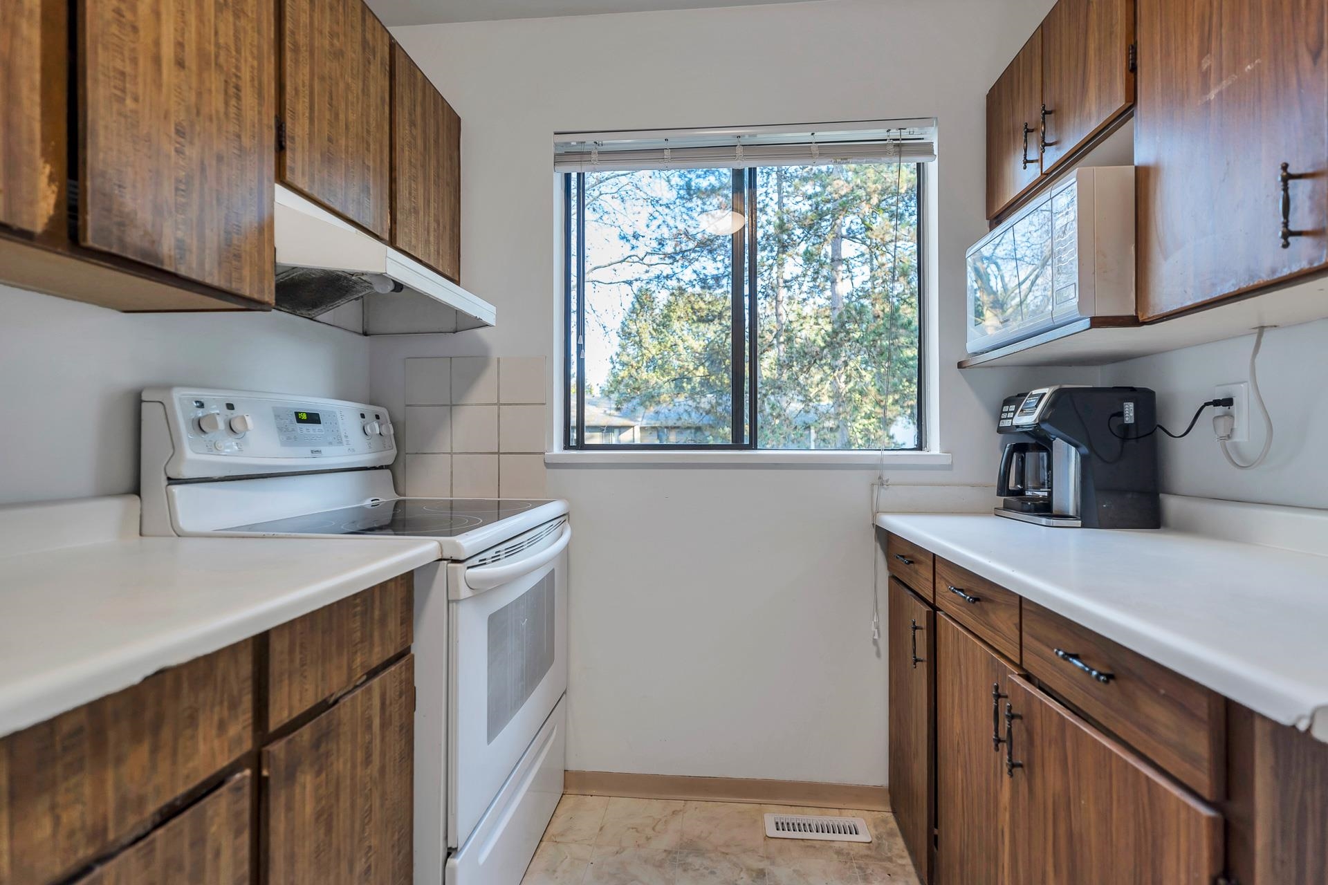 77 2905 NORMAN AVENUE, #77