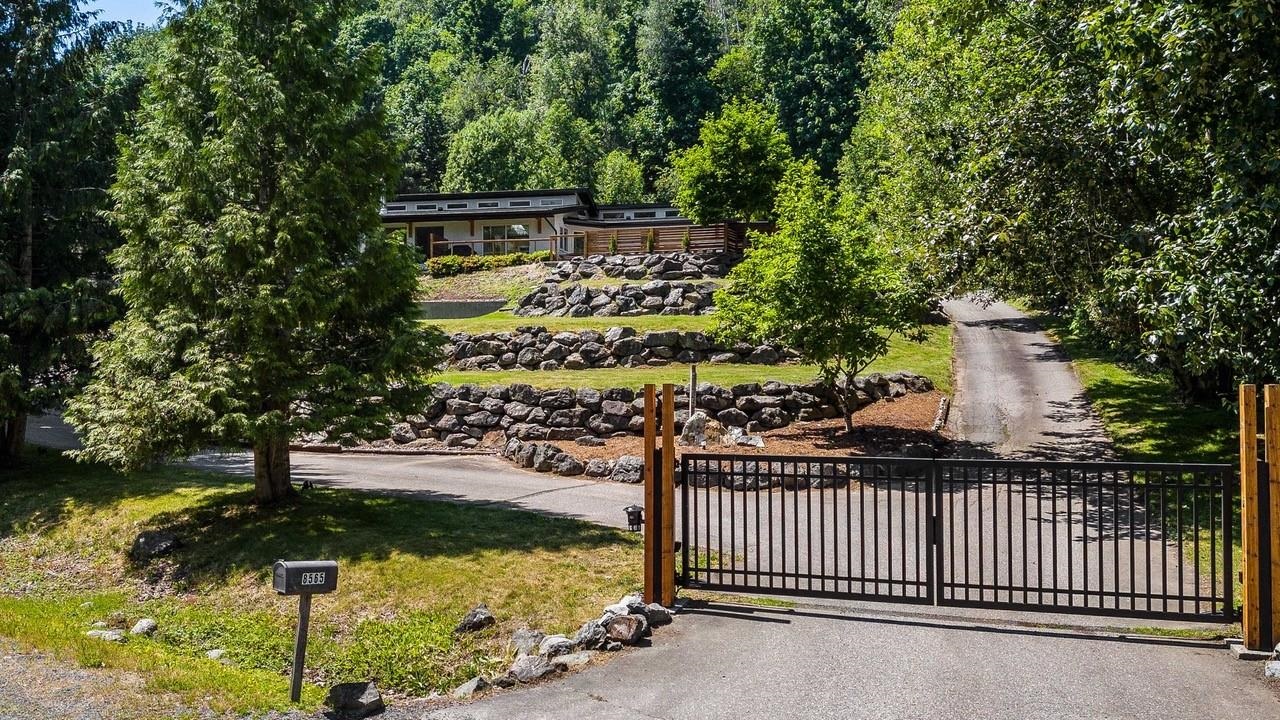 8565 GRAND VIEW DRIVE