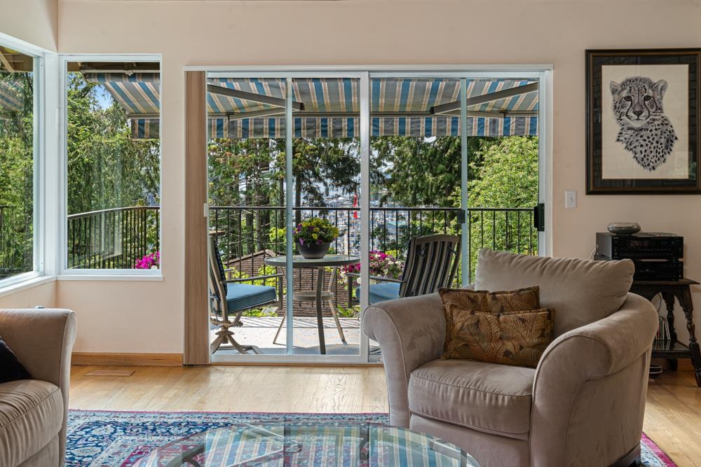 5707 BLUEBELL DRIVE