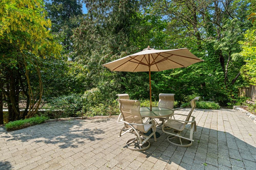 5707 BLUEBELL DRIVE