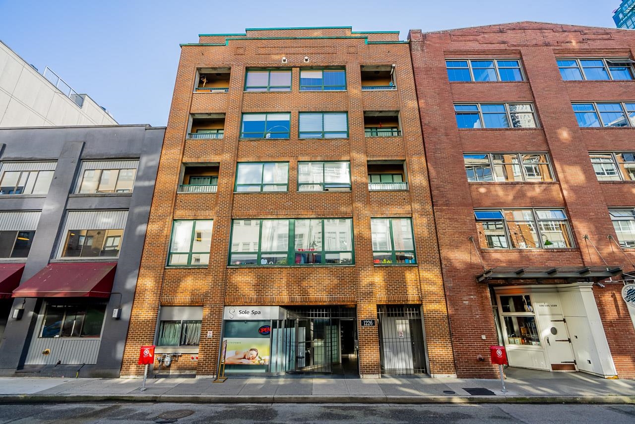 PH2 1226 HAMILTON STREET, #PH2