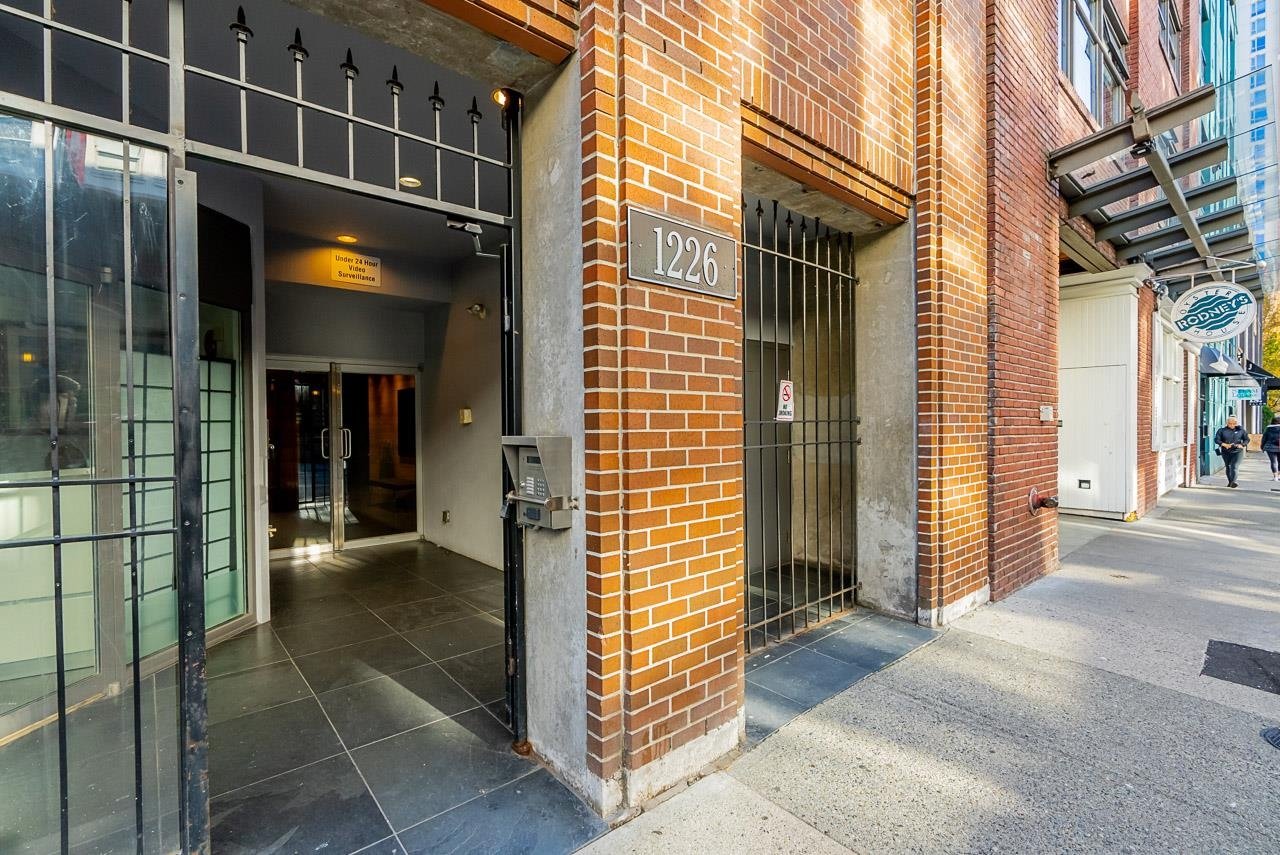 PH2 1226 HAMILTON STREET, #PH2