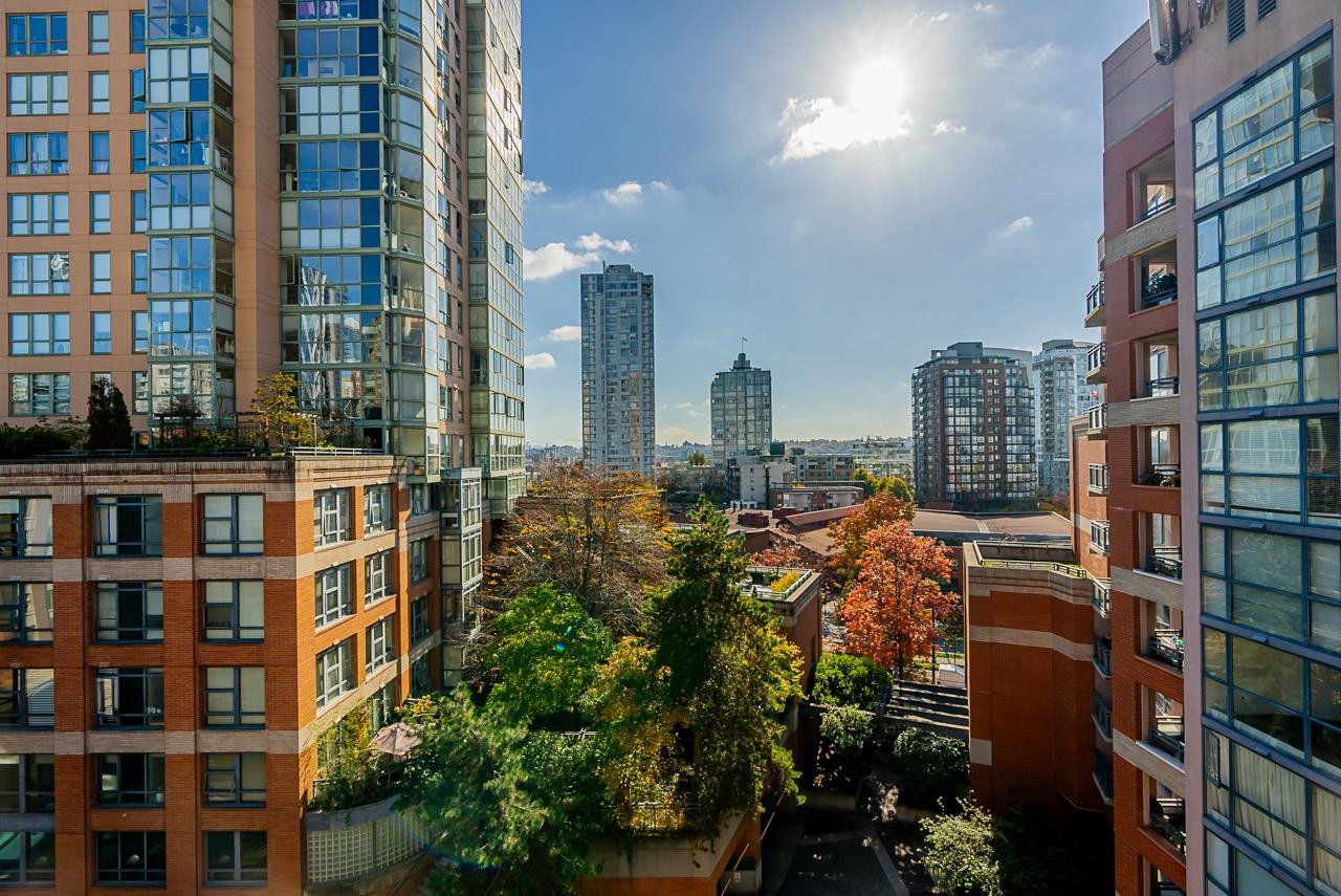 PH2 1226 HAMILTON STREET, #PH2