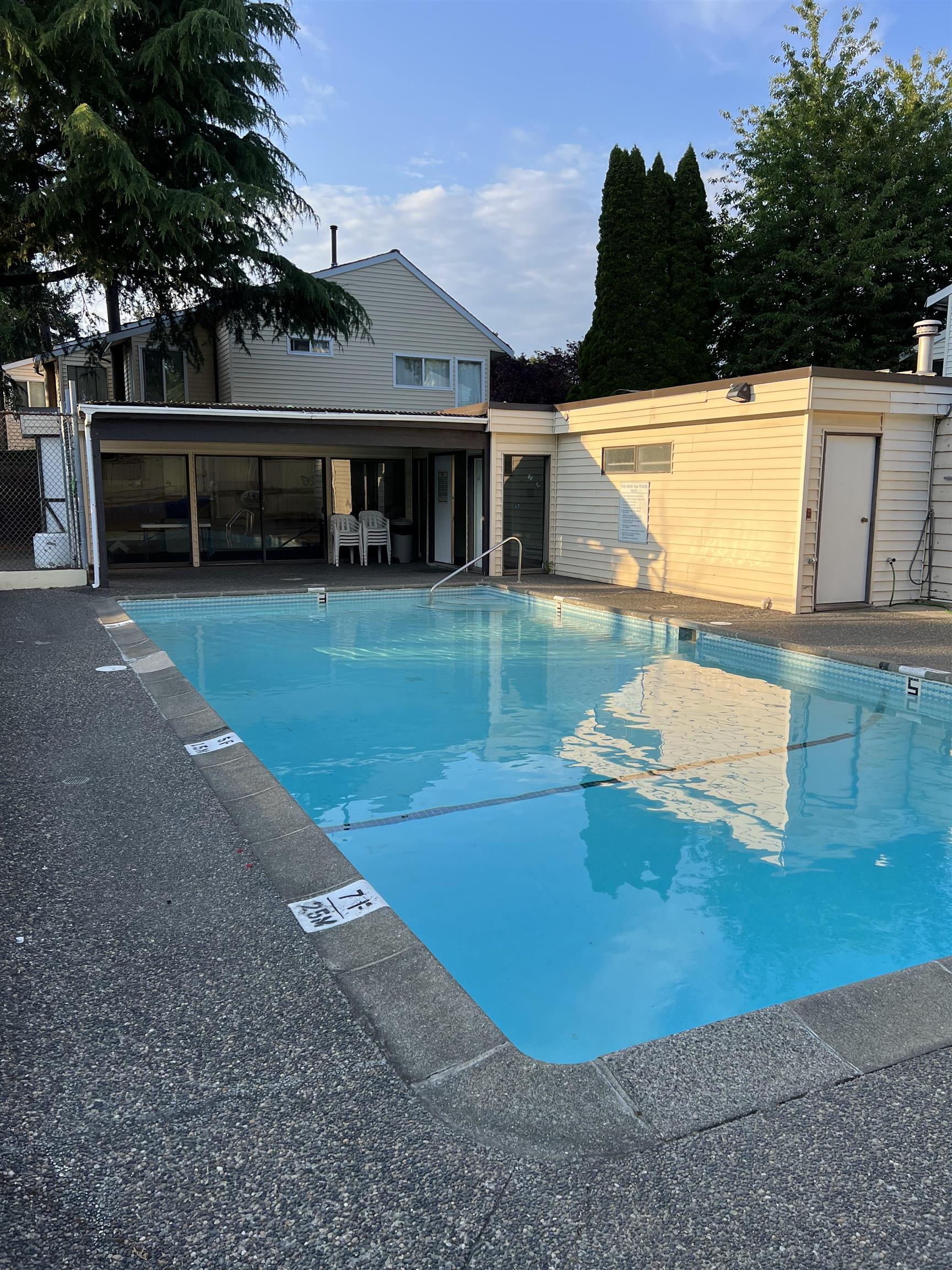 15 9342 128 STREET, #15