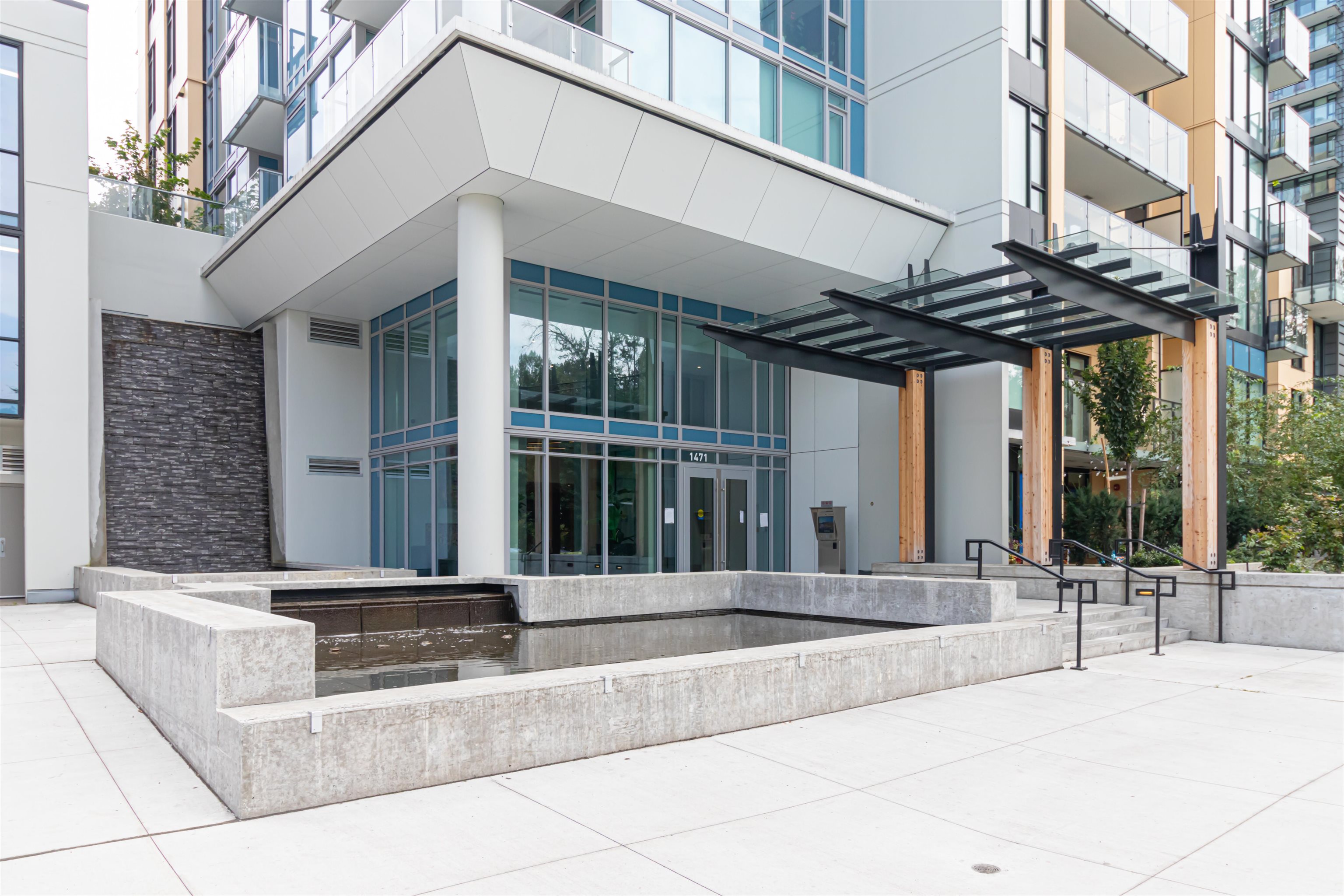503 1471 HUNTER STREET, #503
