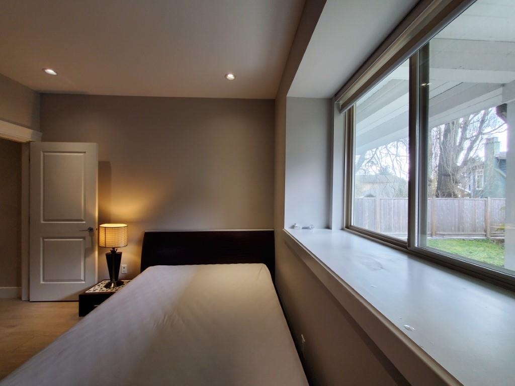 42XX PENDLEBURY RD