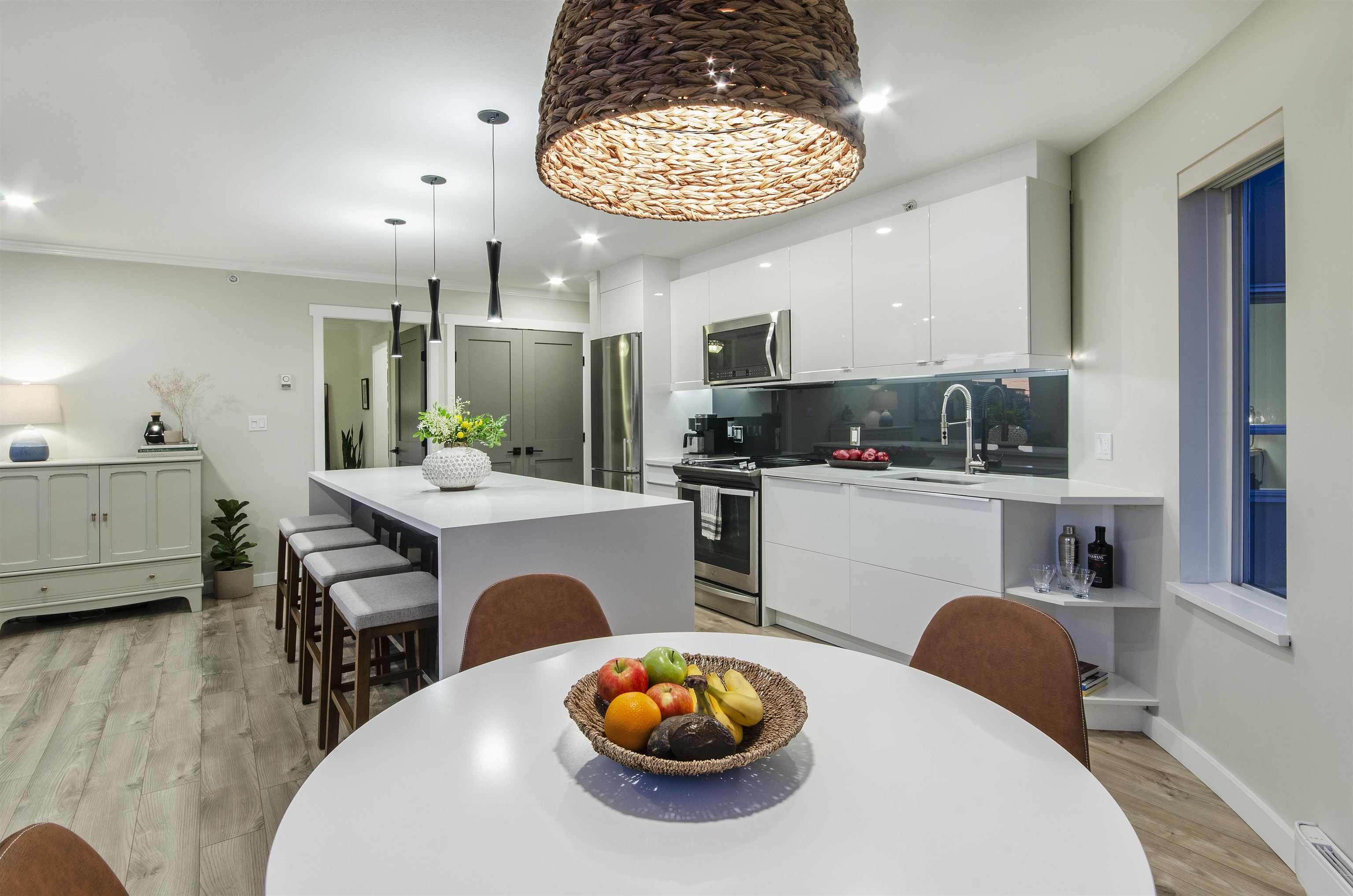 401 120 E 2ND STREET, #401