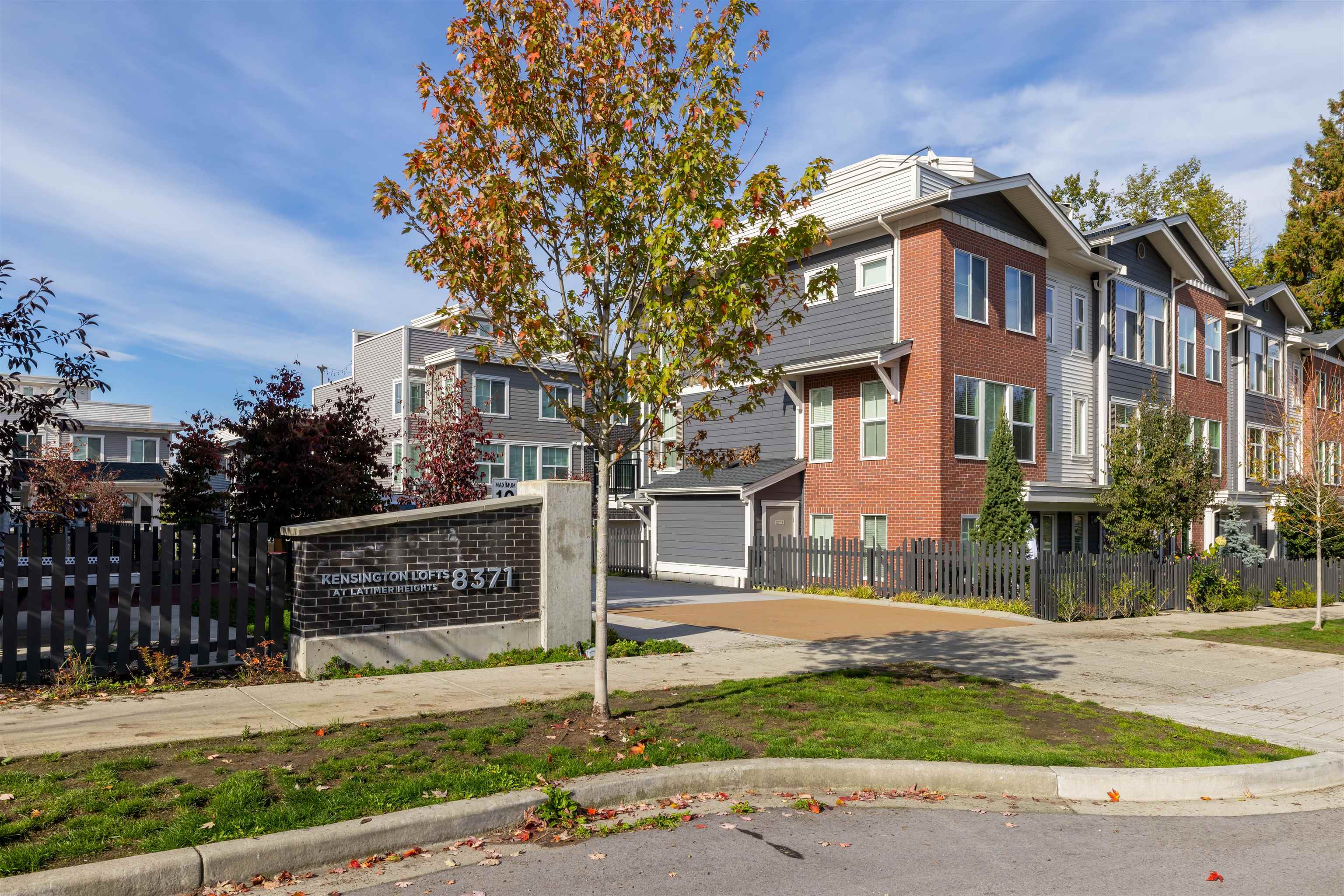 75 8371 202B STREET, #75