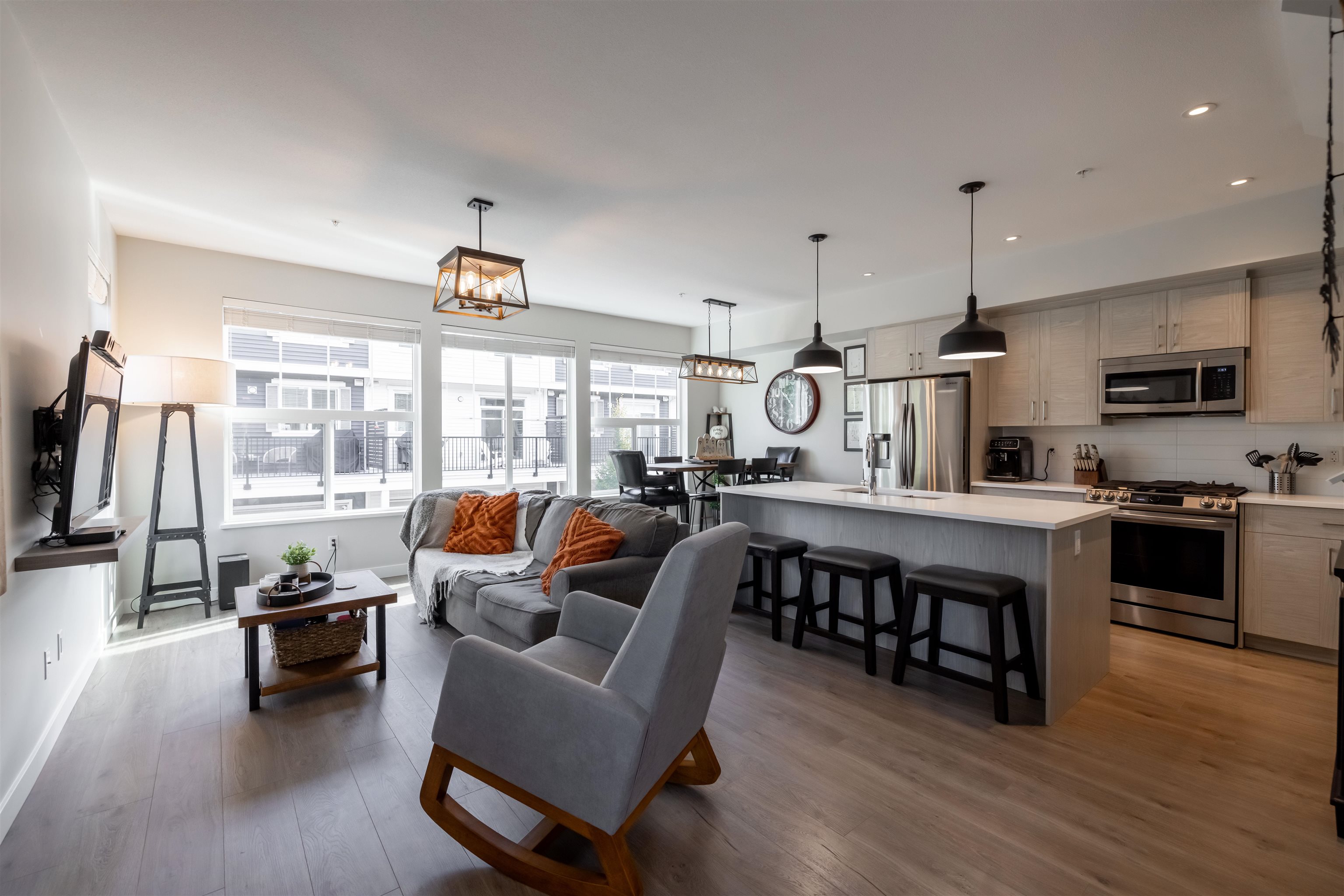 75 8371 202B STREET, #75