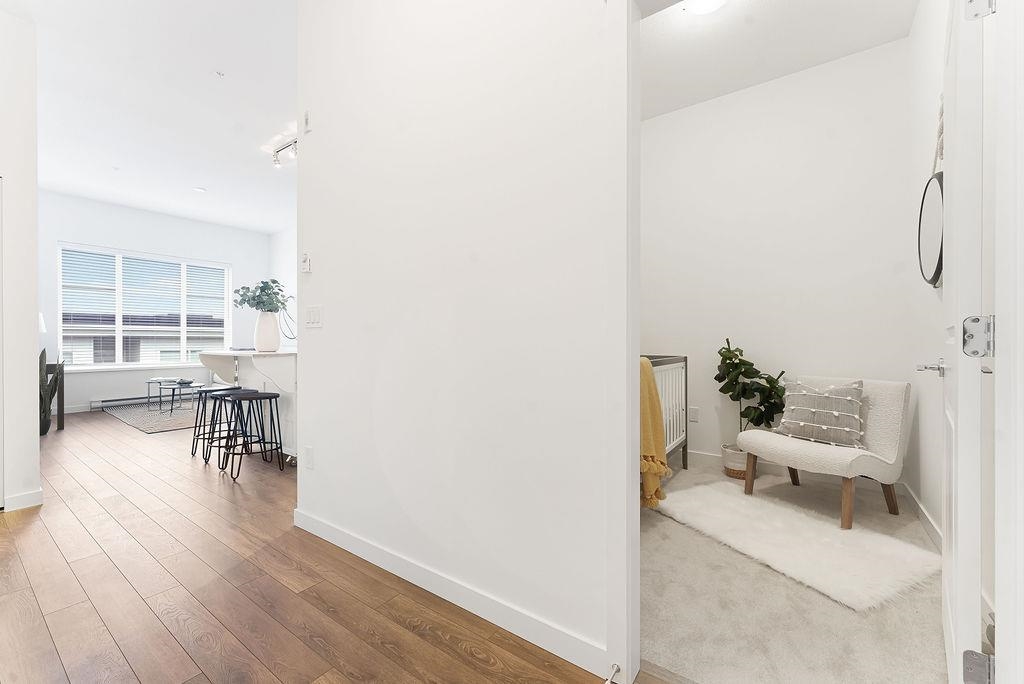 613 15858 FRASER HIGHWAY, #613