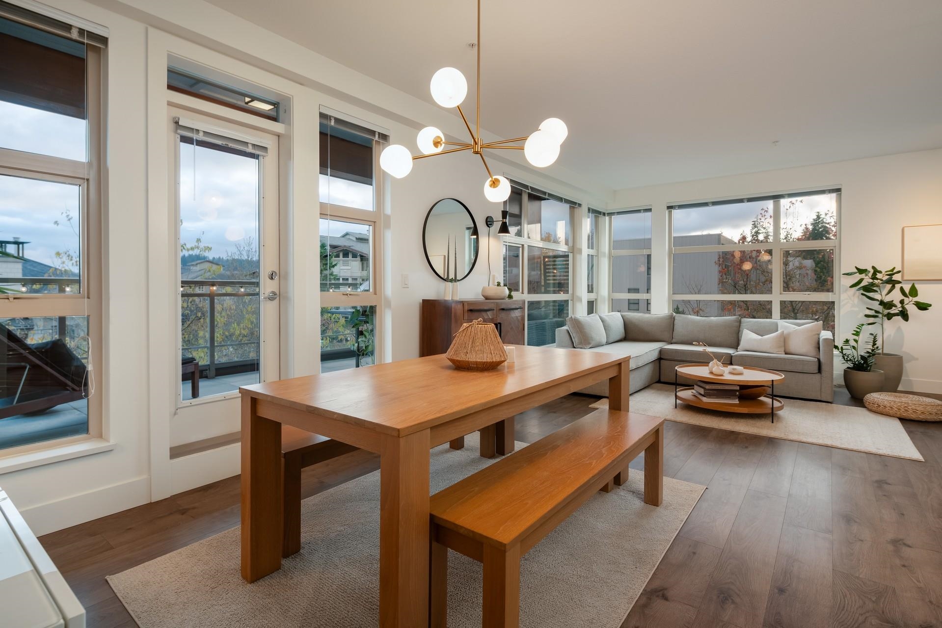 202 3602 ALDERCREST DRIVE, #202
