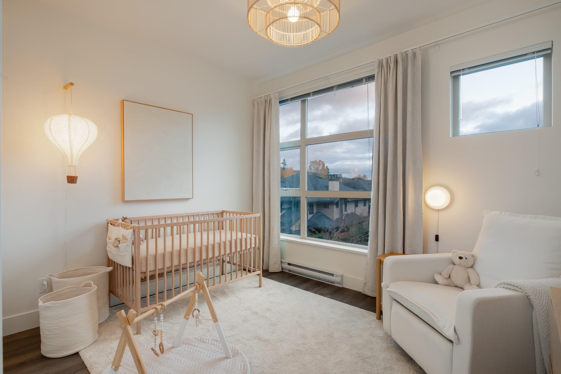 202 3602 ALDERCREST DRIVE, #202