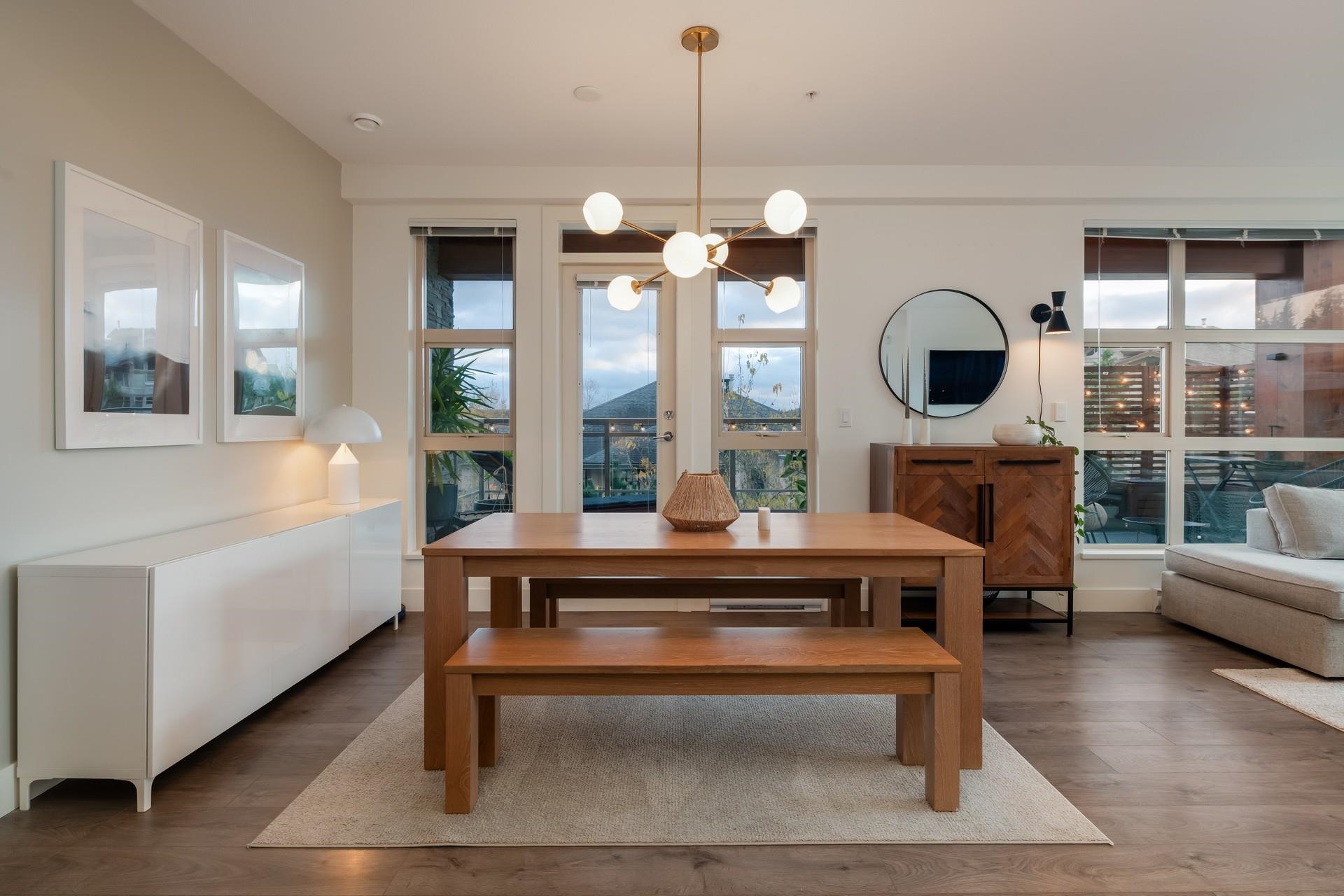 202 3602 ALDERCREST DRIVE, #202