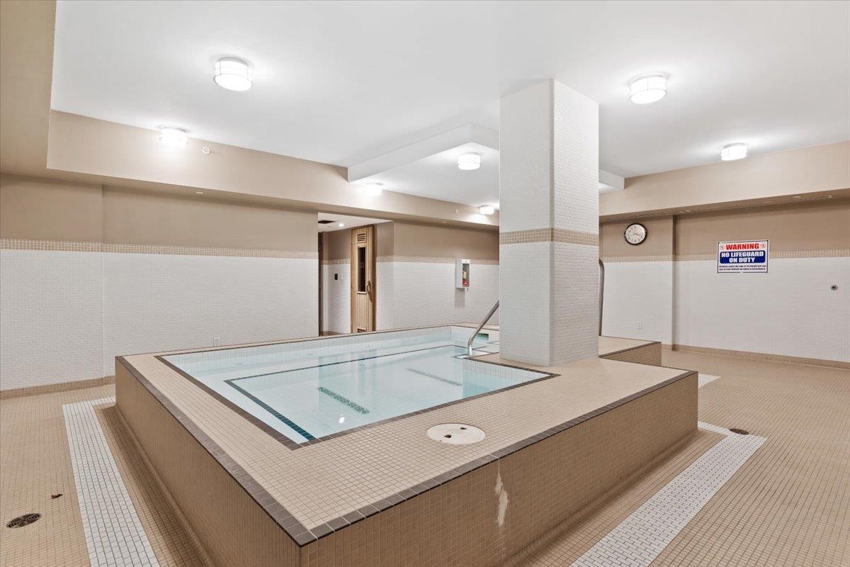 1805 4400 BUCHANAN STREET, #1805