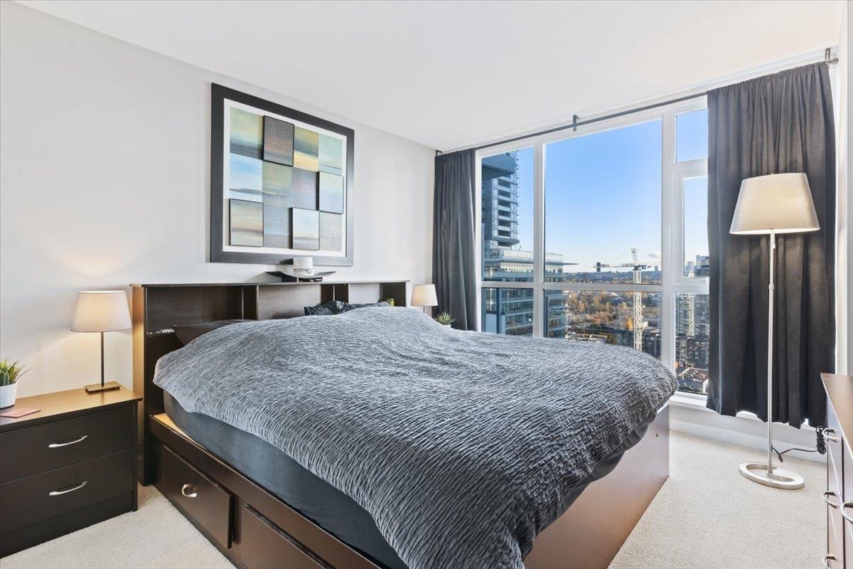 1805 4400 BUCHANAN STREET, #1805