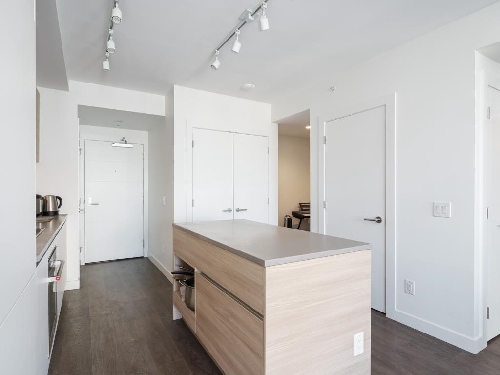 1701 657 WHITING WAY, #1701