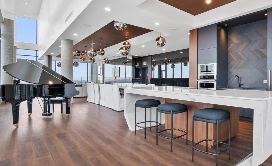 1010 450 WESTVIEW STREET, #1010