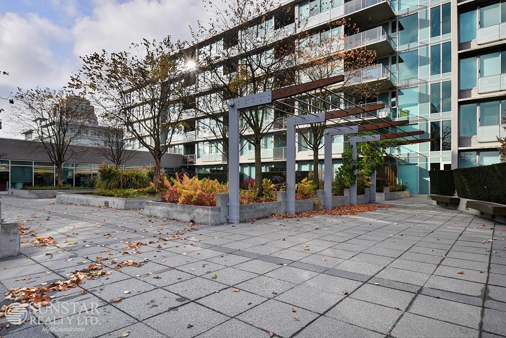 605 522 W 8TH AVENUE, #605