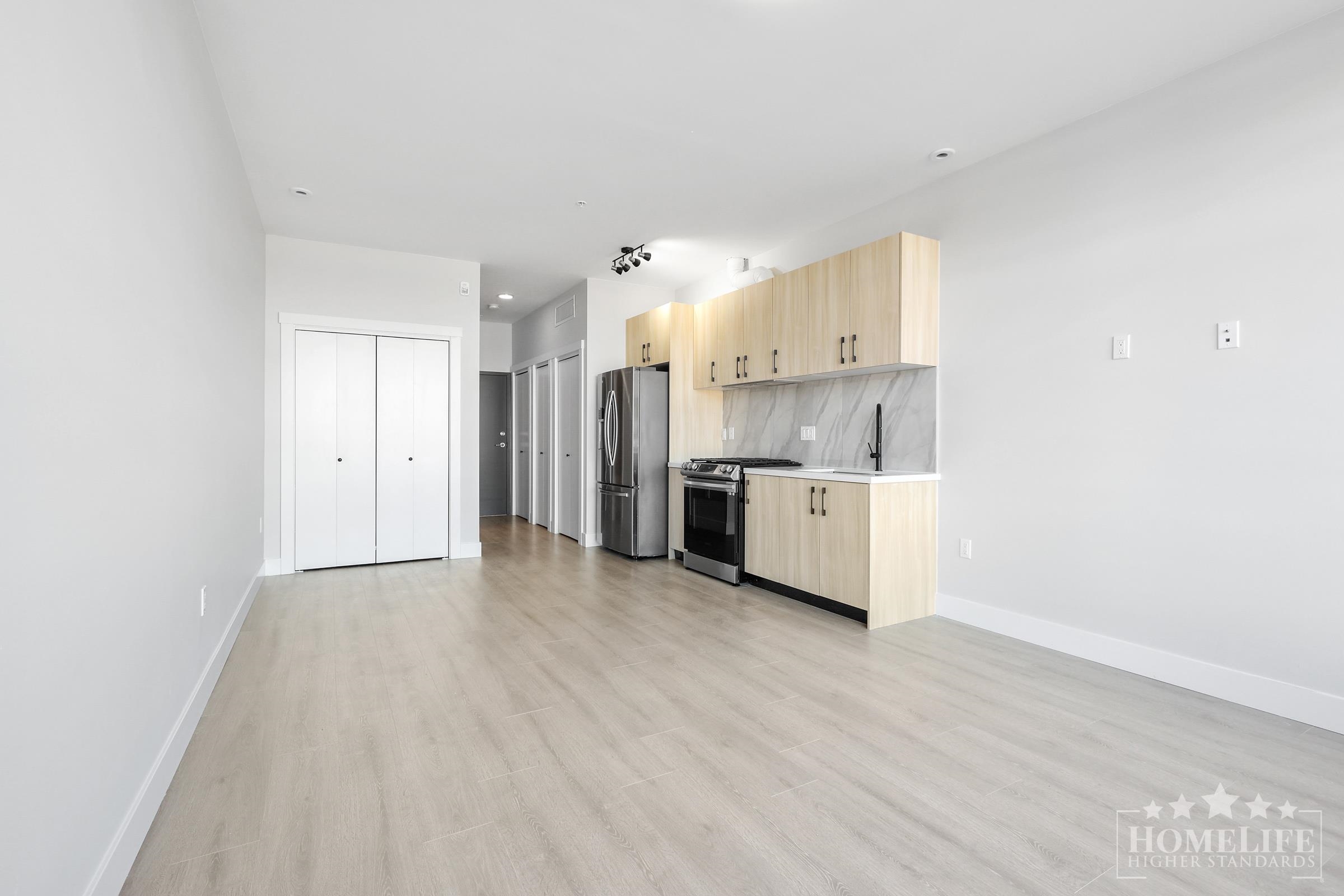 213 14858 60 AVENUE, #213