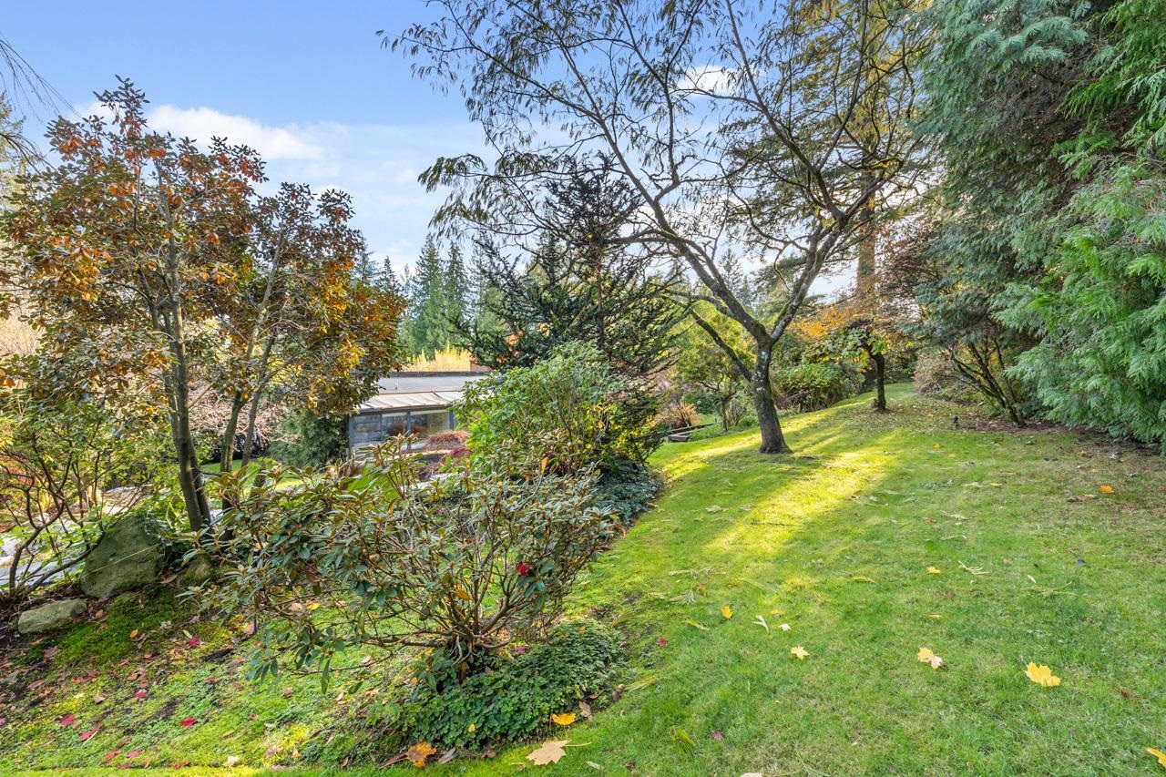 242 ONSLOW PLACE