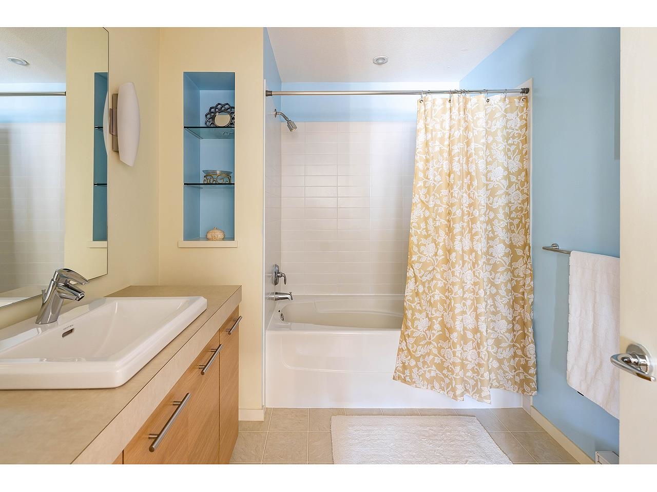 14 18983 72A AVENUE, #14
