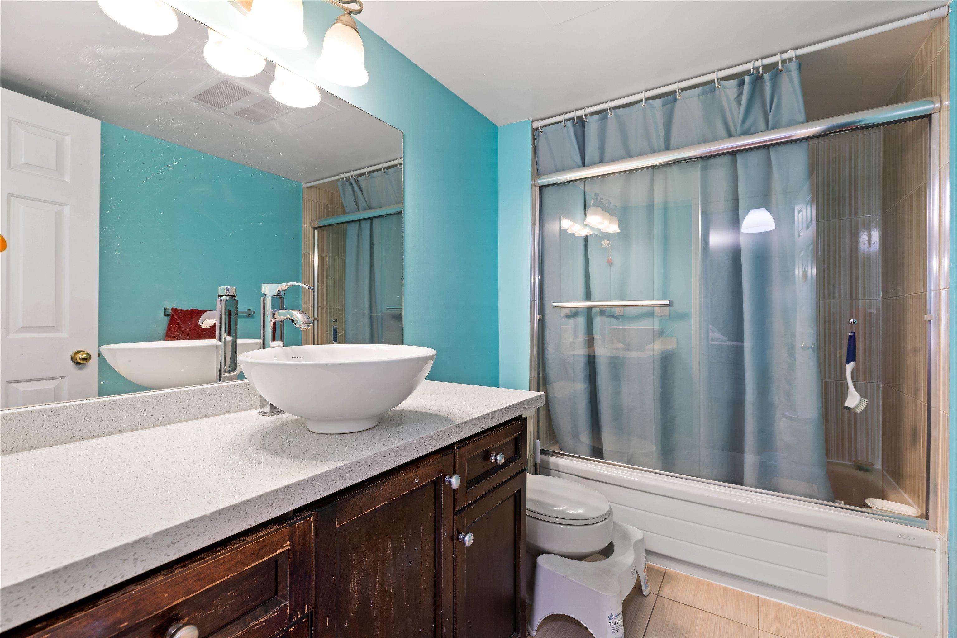 209 9299 121 STREET, #209