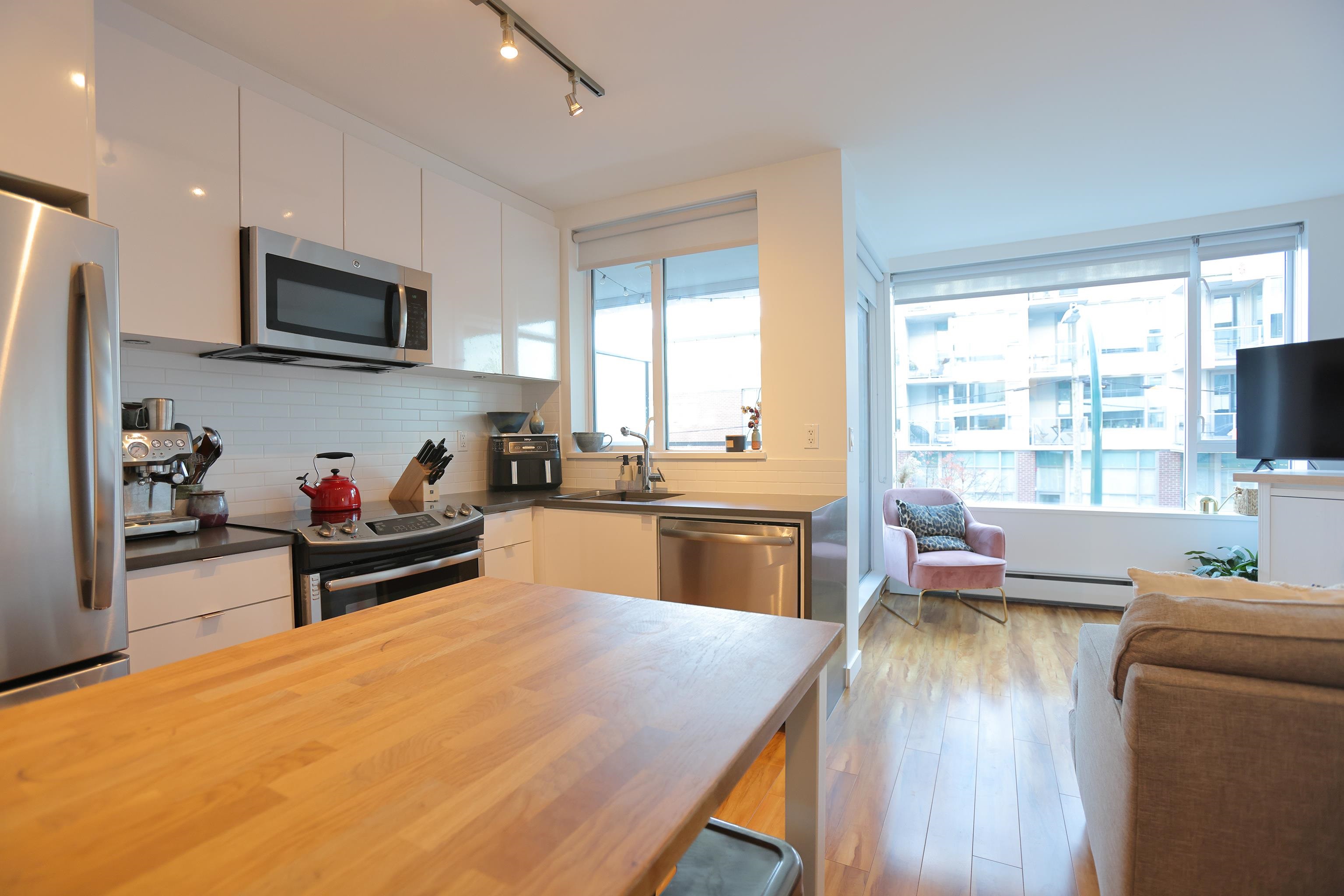 312 289 E 6TH AVENUE, #312