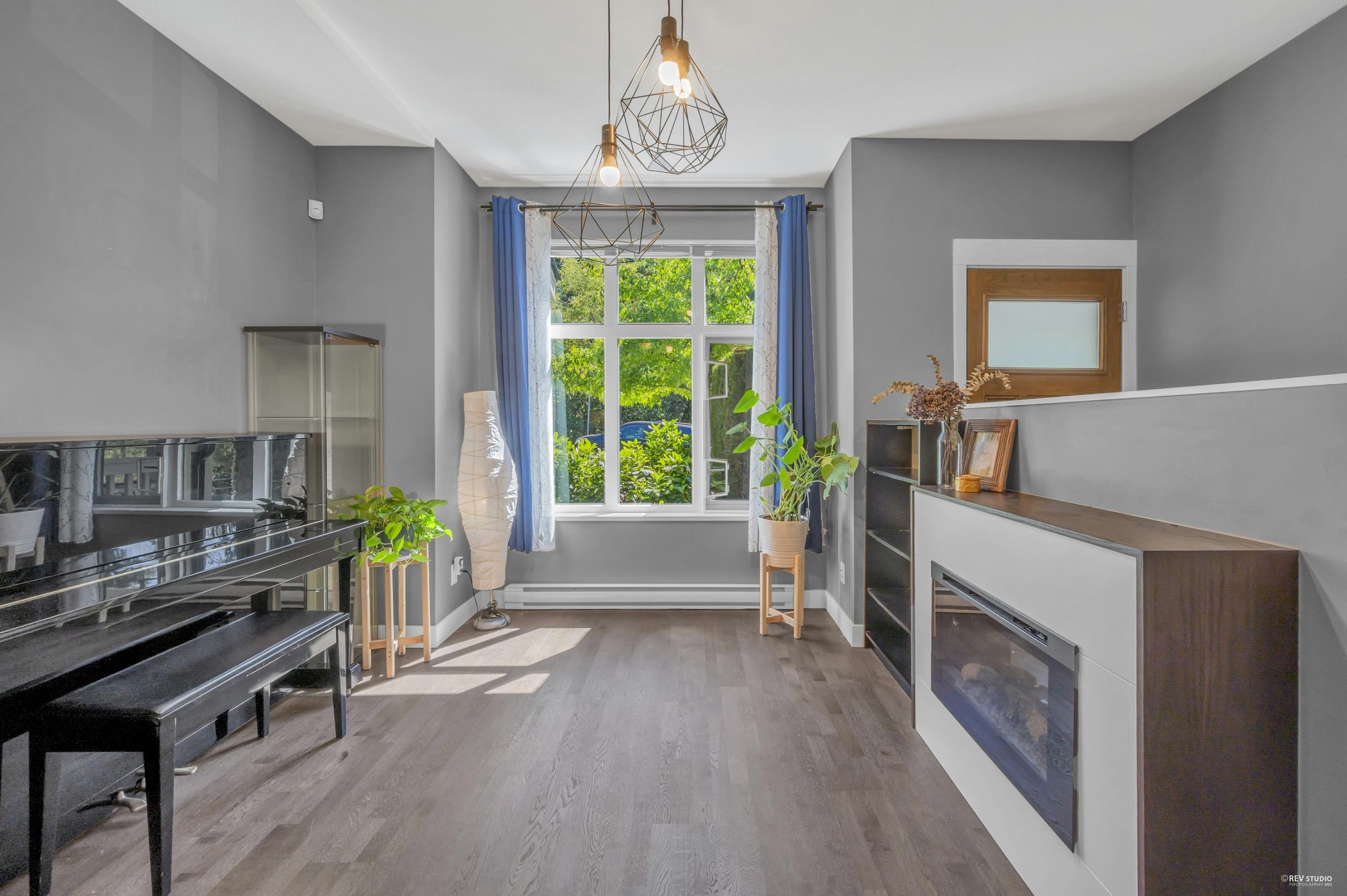 102 8485 NEW HAVEN CLOSE, #102