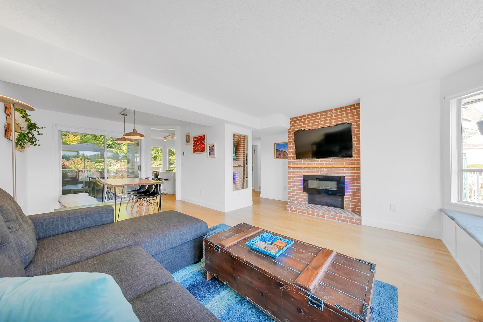 402 1176 FALCON DRIVE, #402