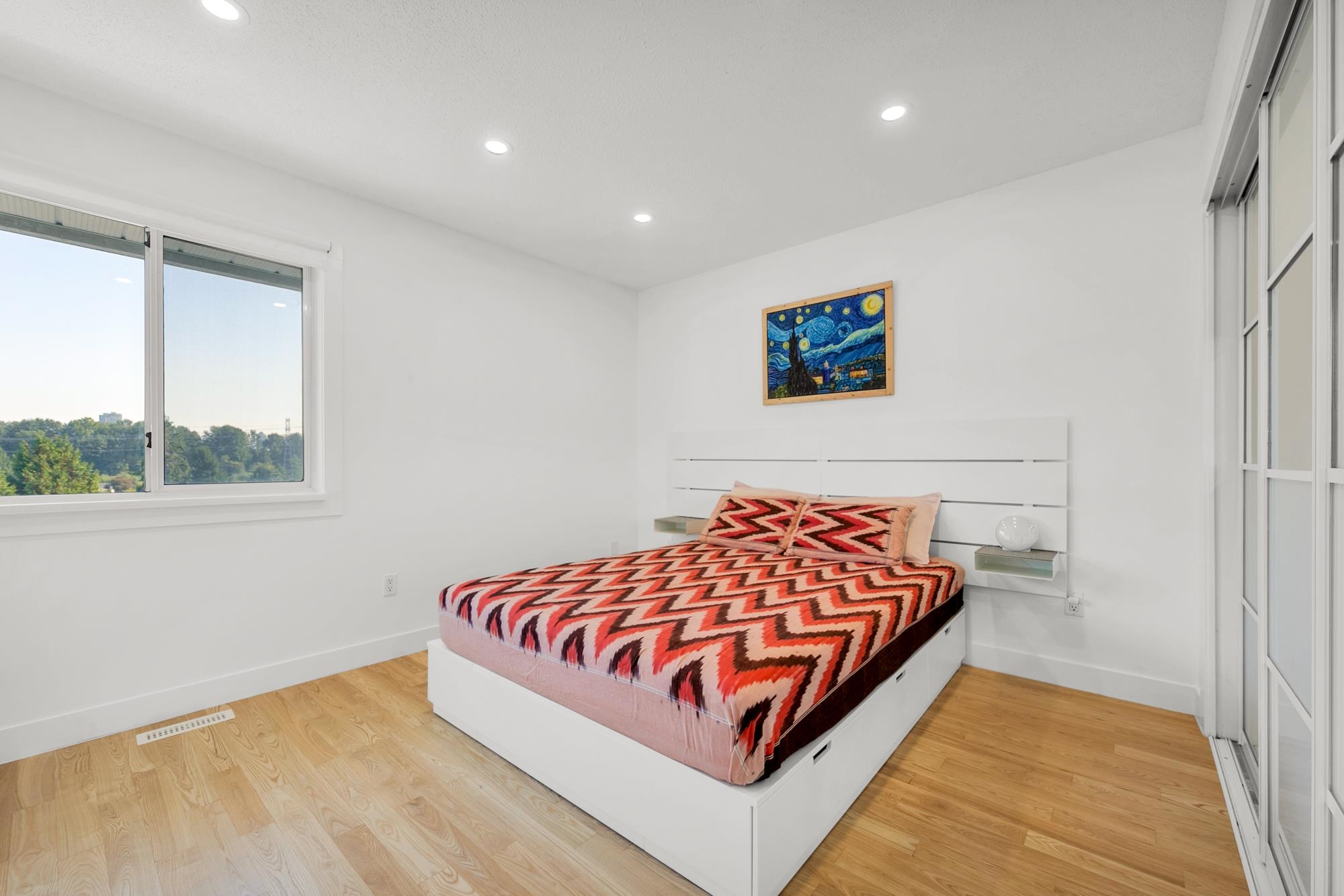 402 1176 FALCON DRIVE, #402