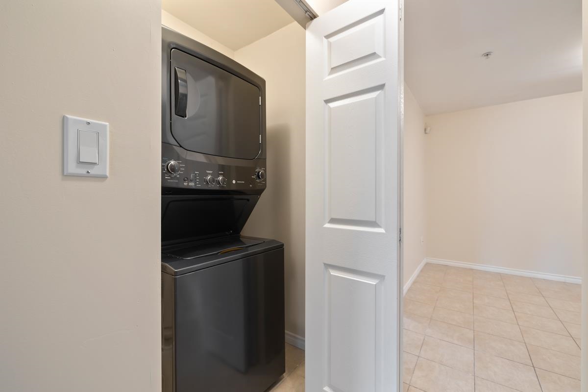 B 2608 LINCOLN AVENUE, #B