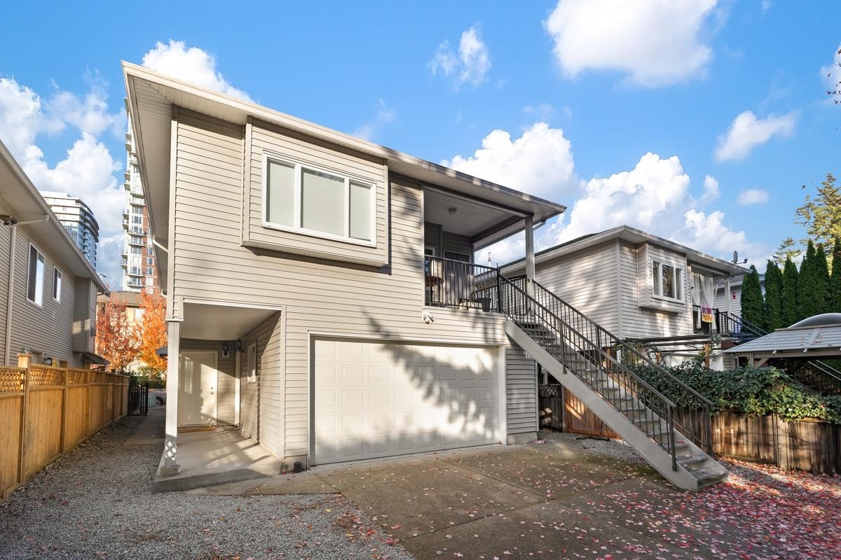 B 2608 LINCOLN AVENUE, #B