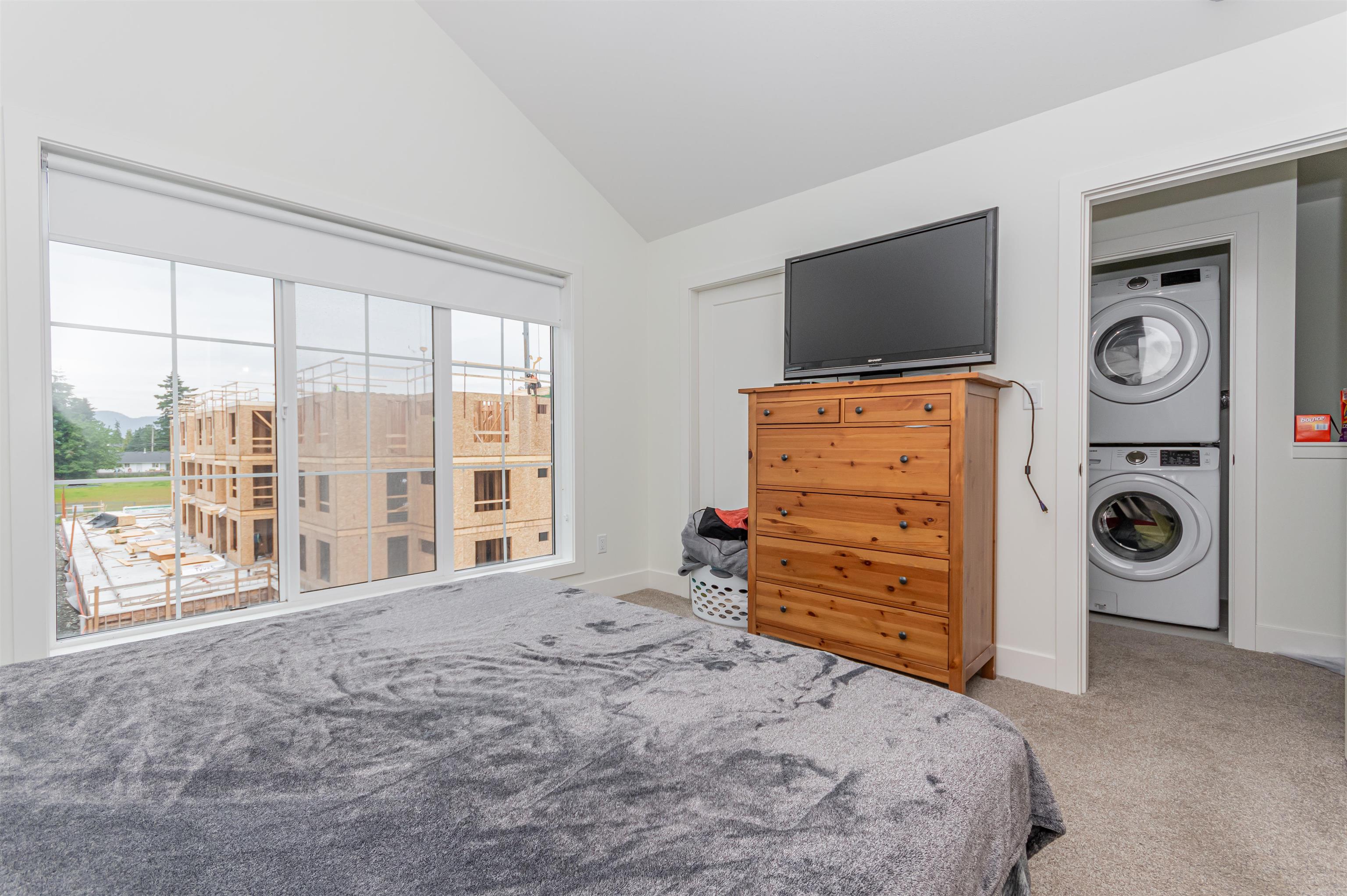 13 5480 PEBBLE LANE, #13
