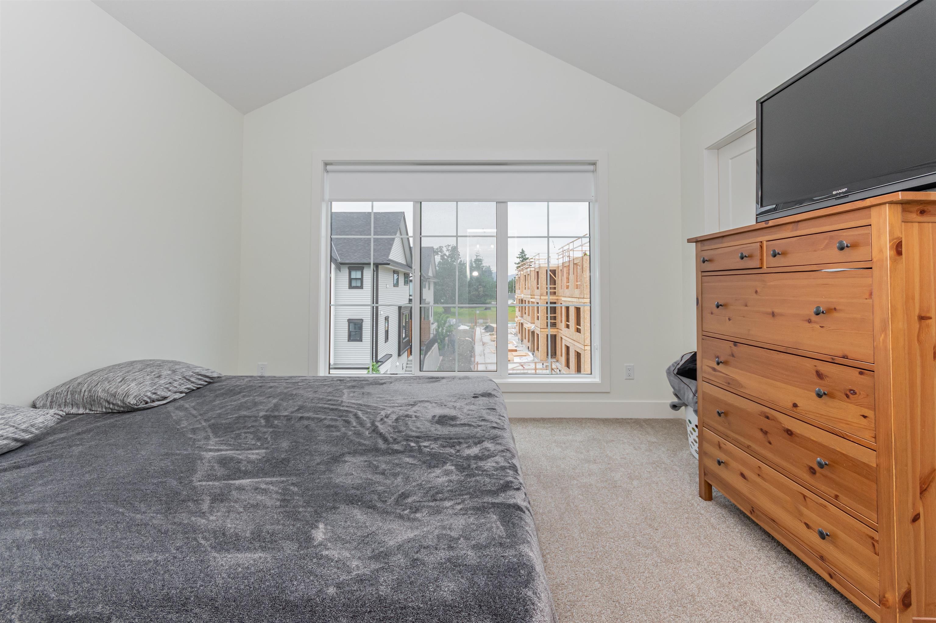 13 5480 PEBBLE LANE, #13