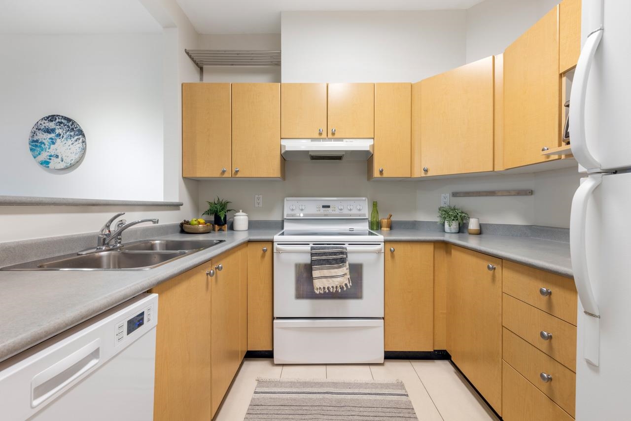 102 580 TWELFTH STREET, #102