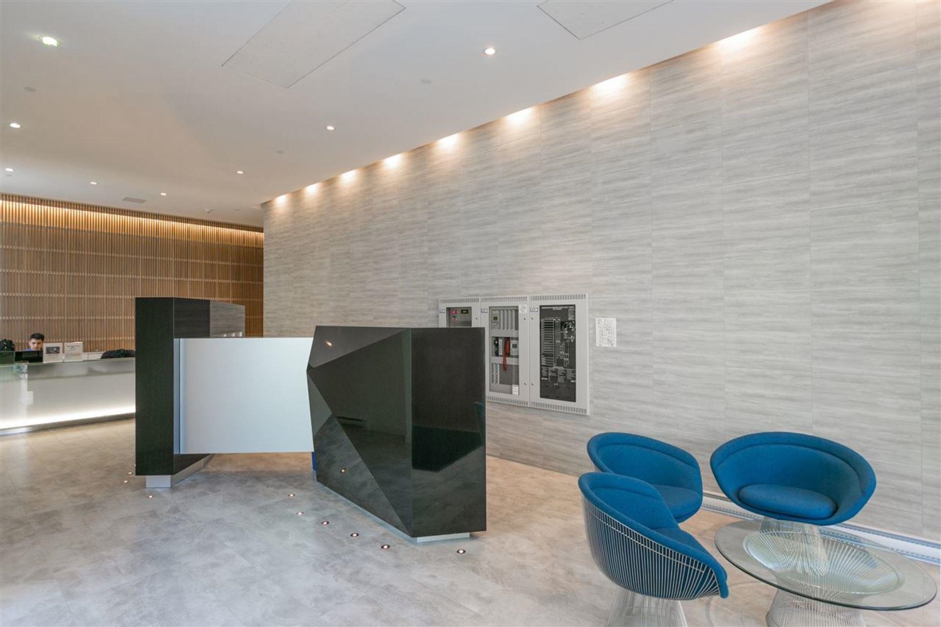 518 2220 KINGSWAY, #518