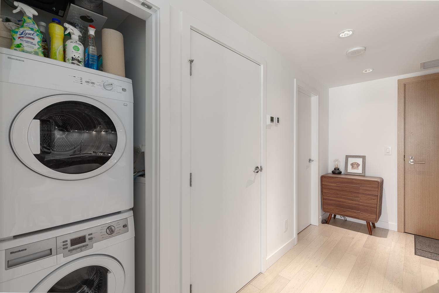 518 2220 KINGSWAY, #518