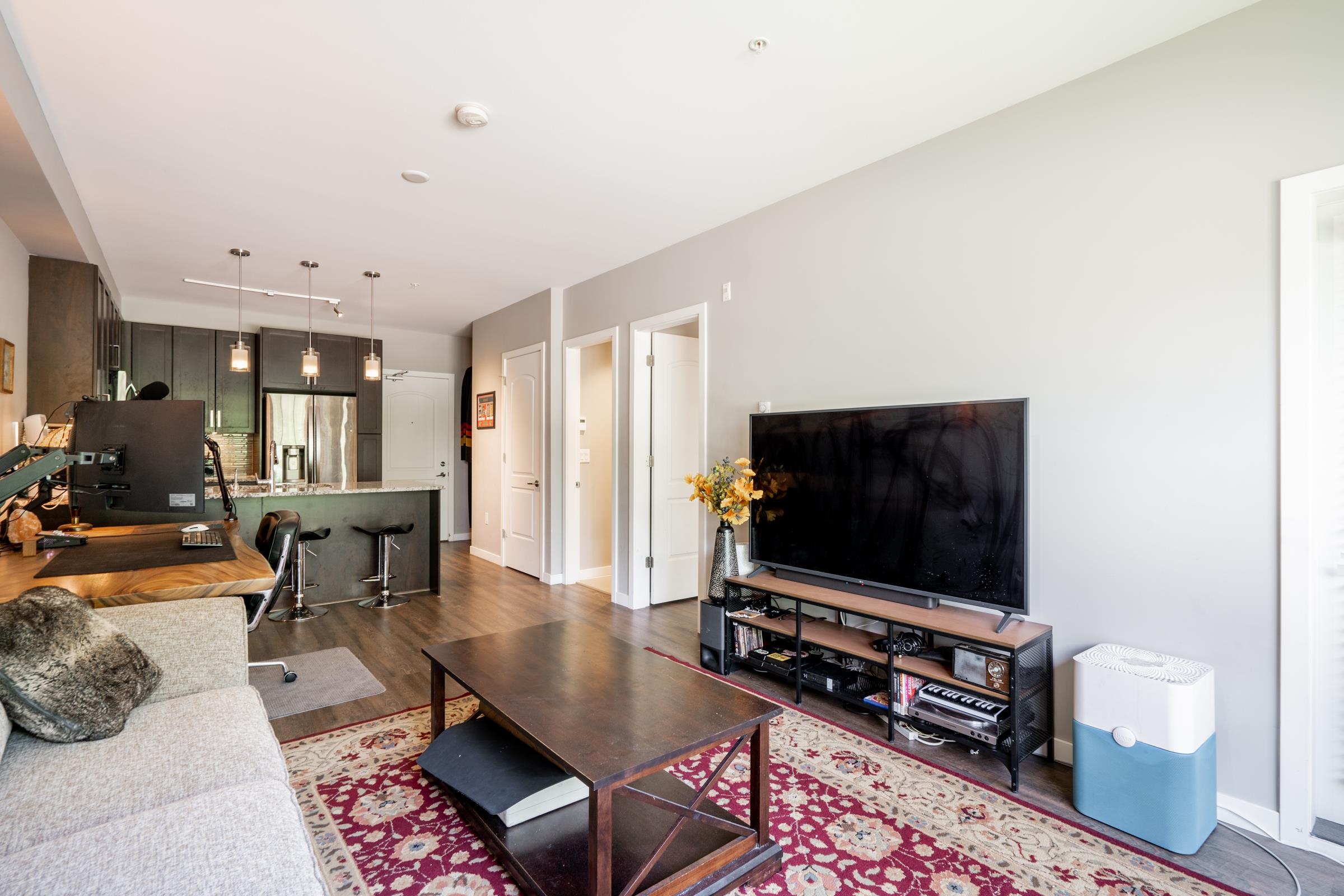 206 6490 194 STREET, #206