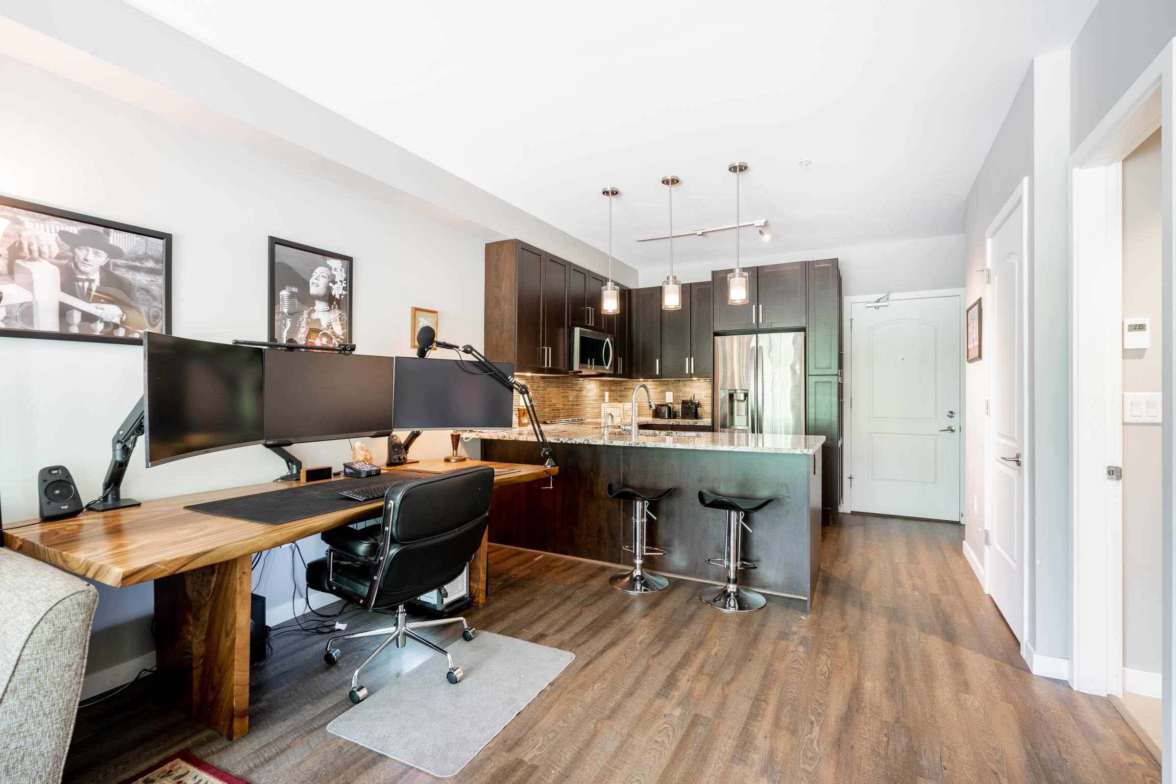 206 6490 194 STREET, #206
