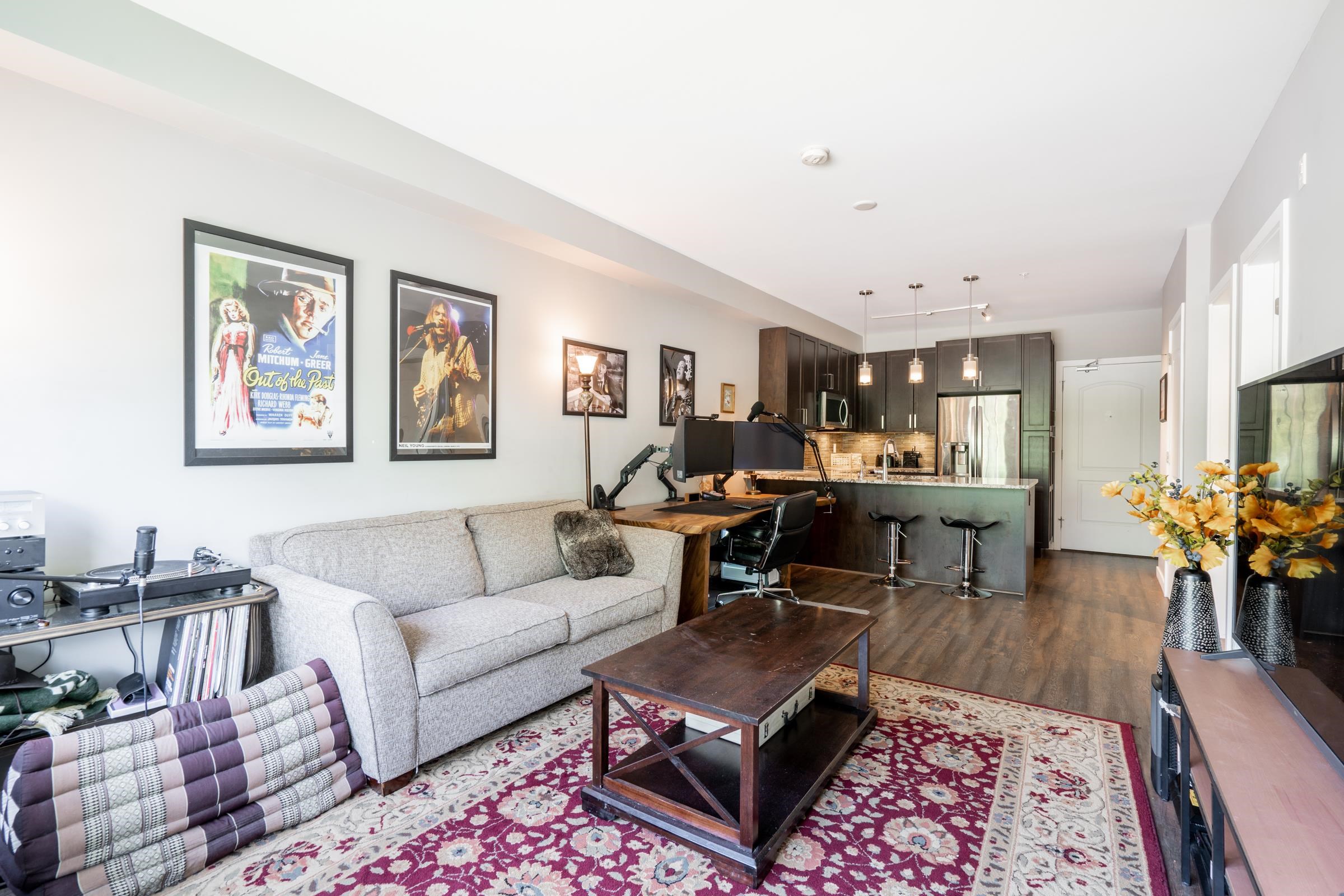 206 6490 194 STREET, #206