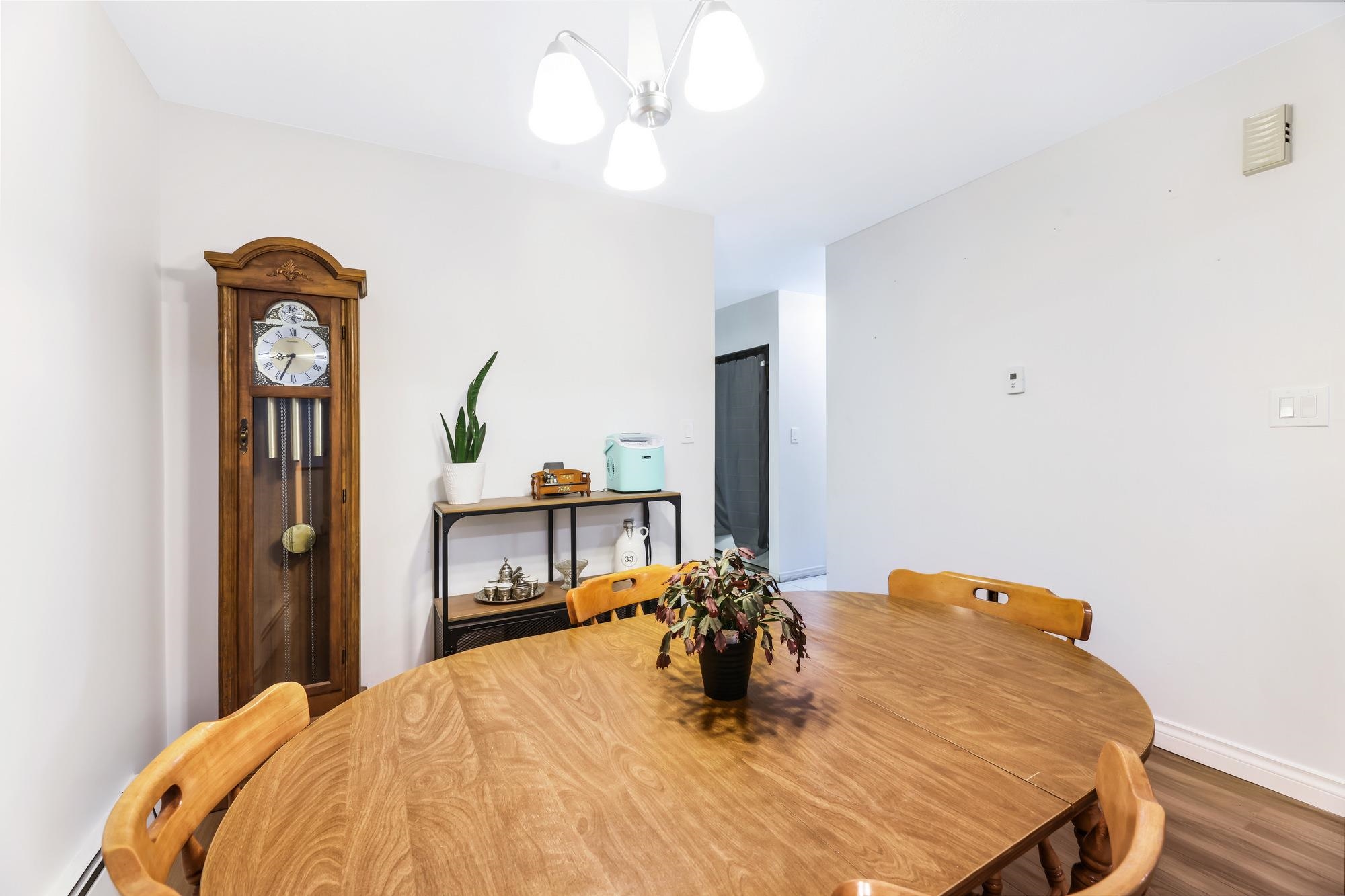 4 33853 MARSHALL ROAD, #4