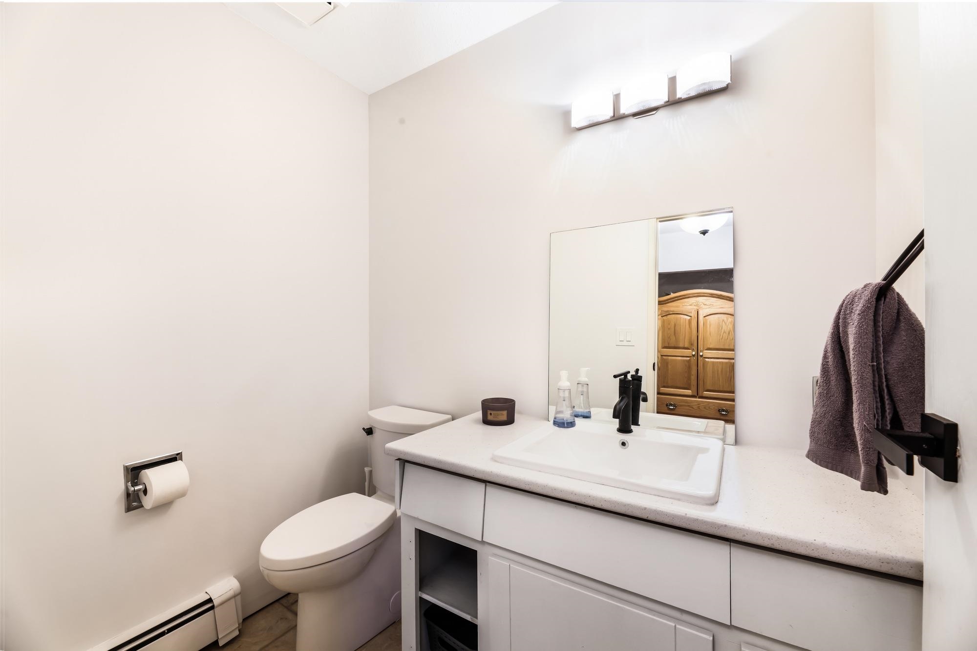 4 33853 MARSHALL ROAD, #4