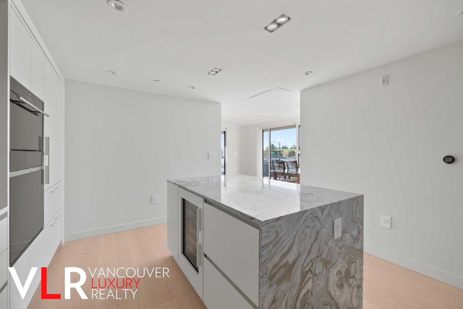 203 3596 W 28TH AVENUE, #203