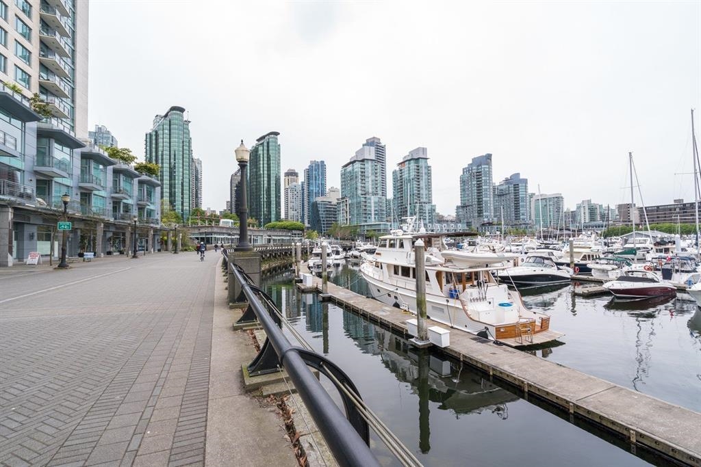 2102 1328 W PENDER STREET, #2102