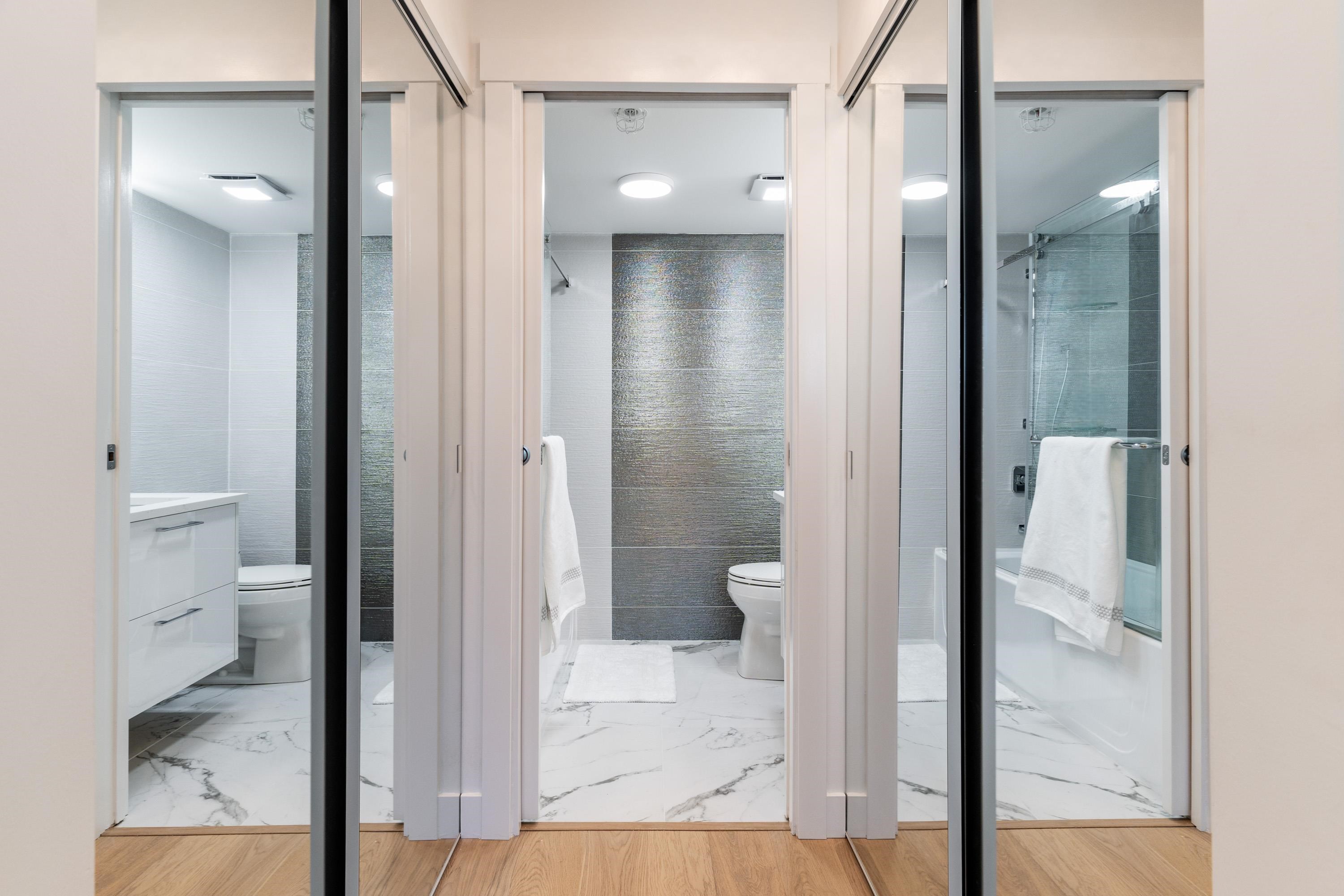 2102 1328 W PENDER STREET, #2102